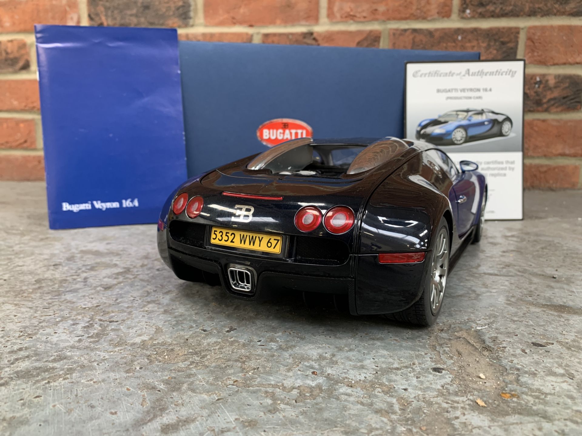 Boxed Model Bugatti EB16.4 Veyron - Image 4 of 7