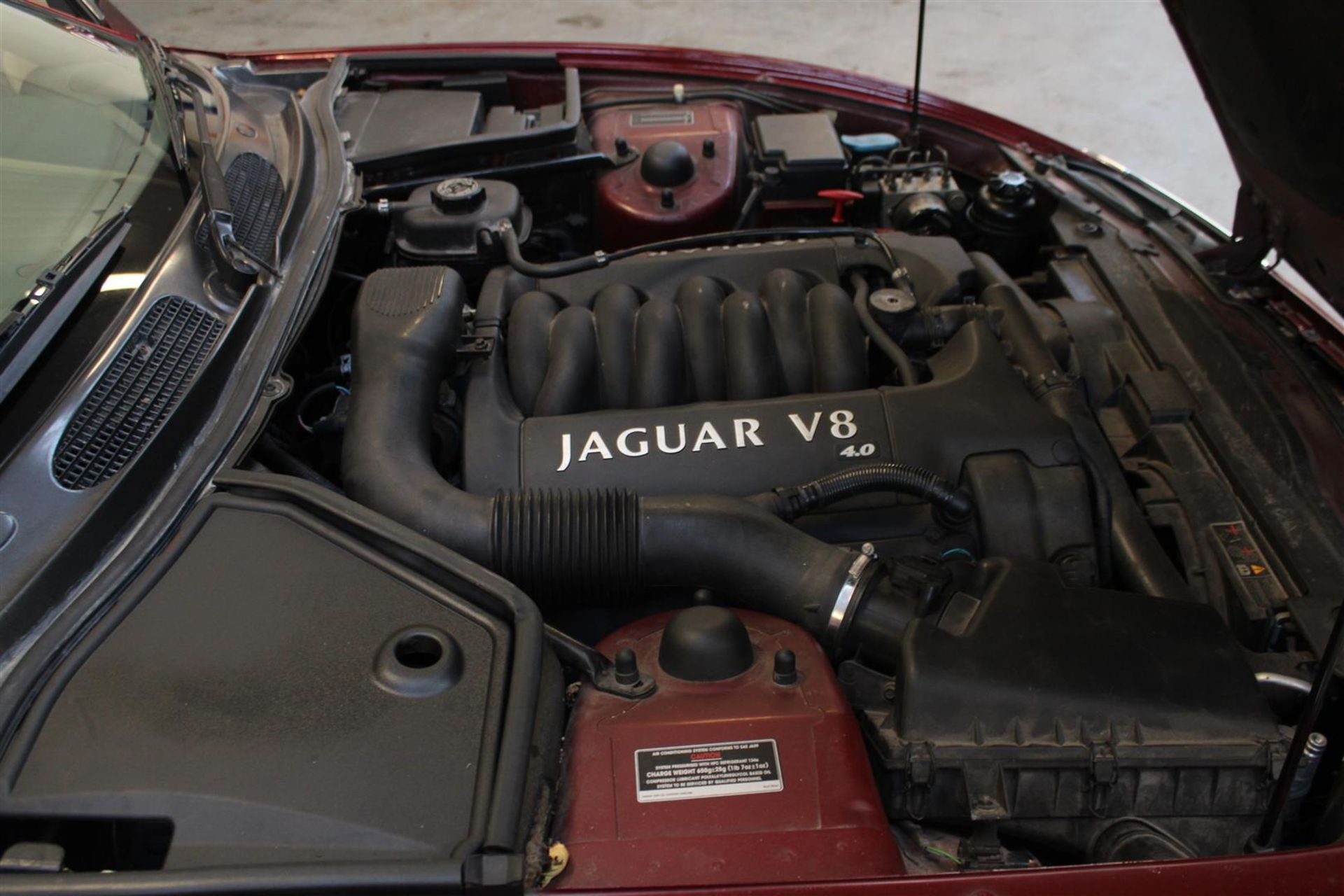 1999 Jaguar XK8 4.0 Convertible Auto - Image 26 of 28