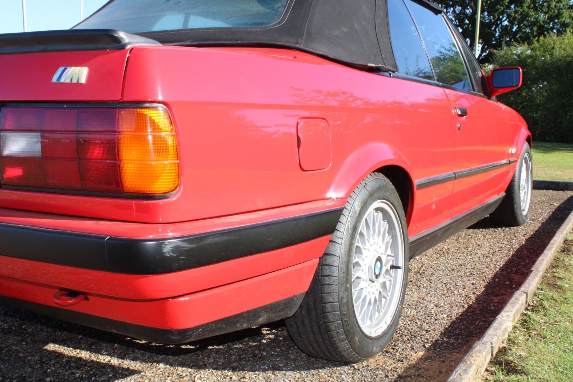 1992 BMW E30 318i Convertible - Image 13 of 26
