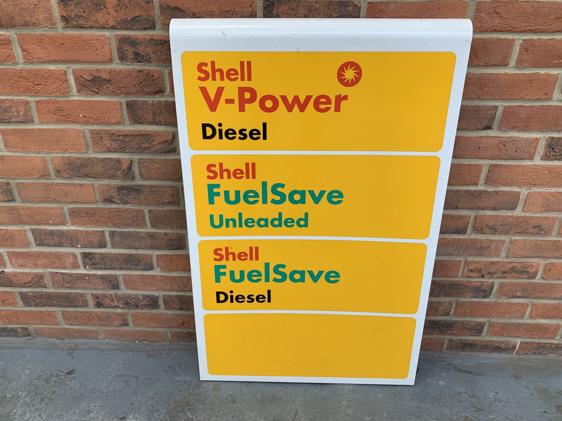 Plastic Shell Fuel Advertising Sign