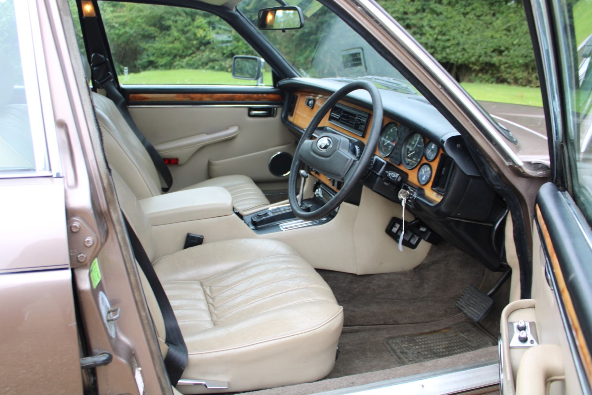 1984 Jaguar XJ6 4.2 Auto Series 3 - Image 26 of 26