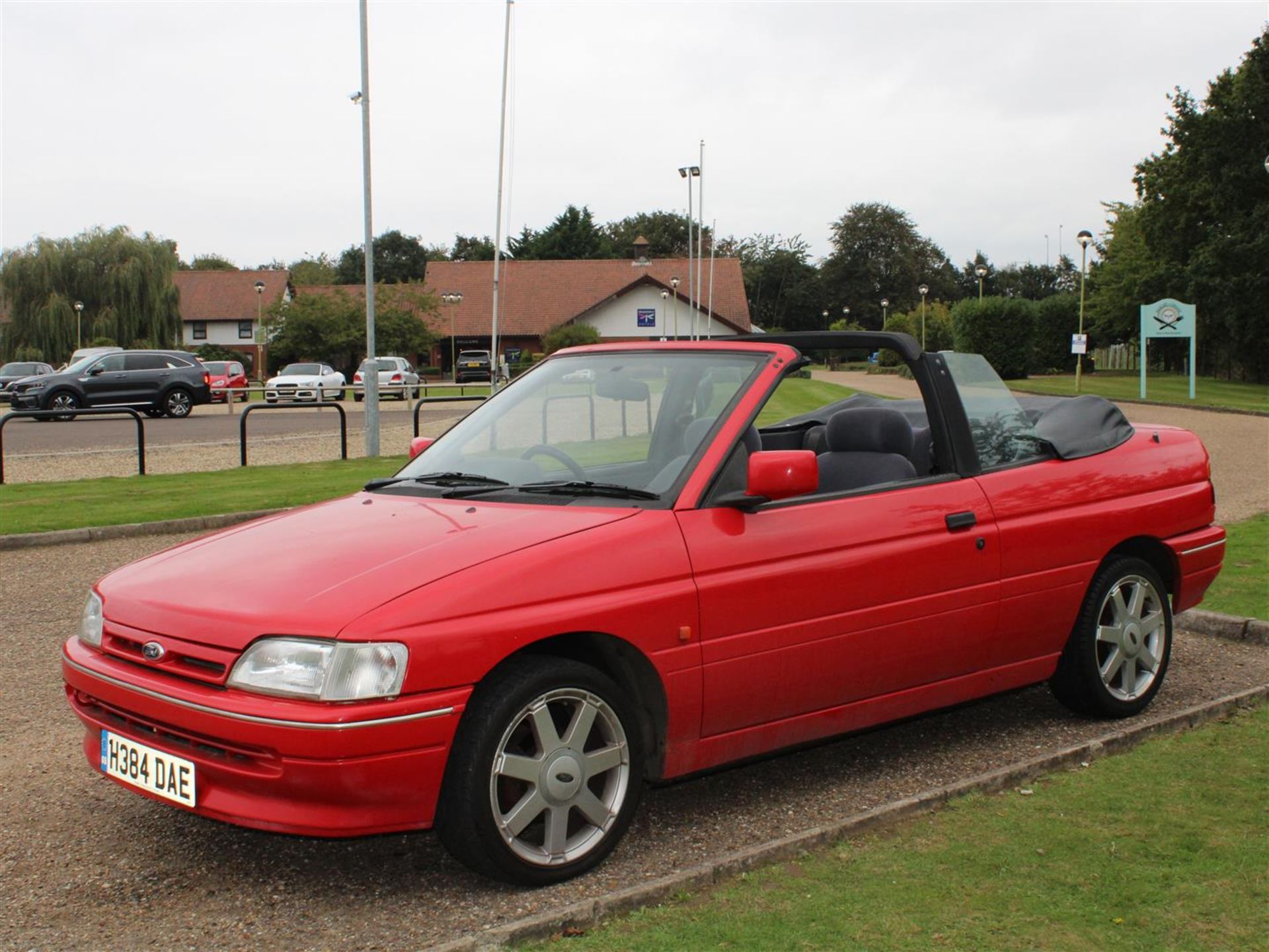 1991 Ford Escort 1.6i Cabriolet - Image 4 of 29