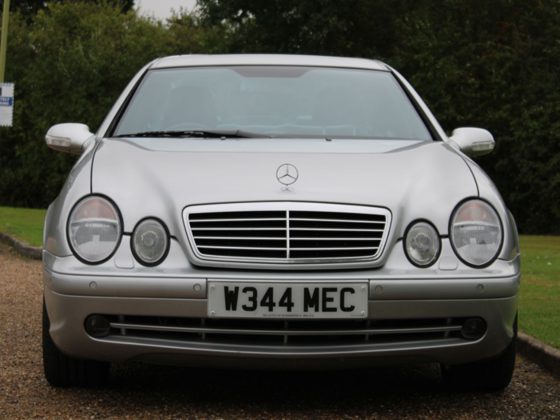 2000 Mercedes CLK 55 AMG Coupe 32,102 miles from new - Image 2 of 26