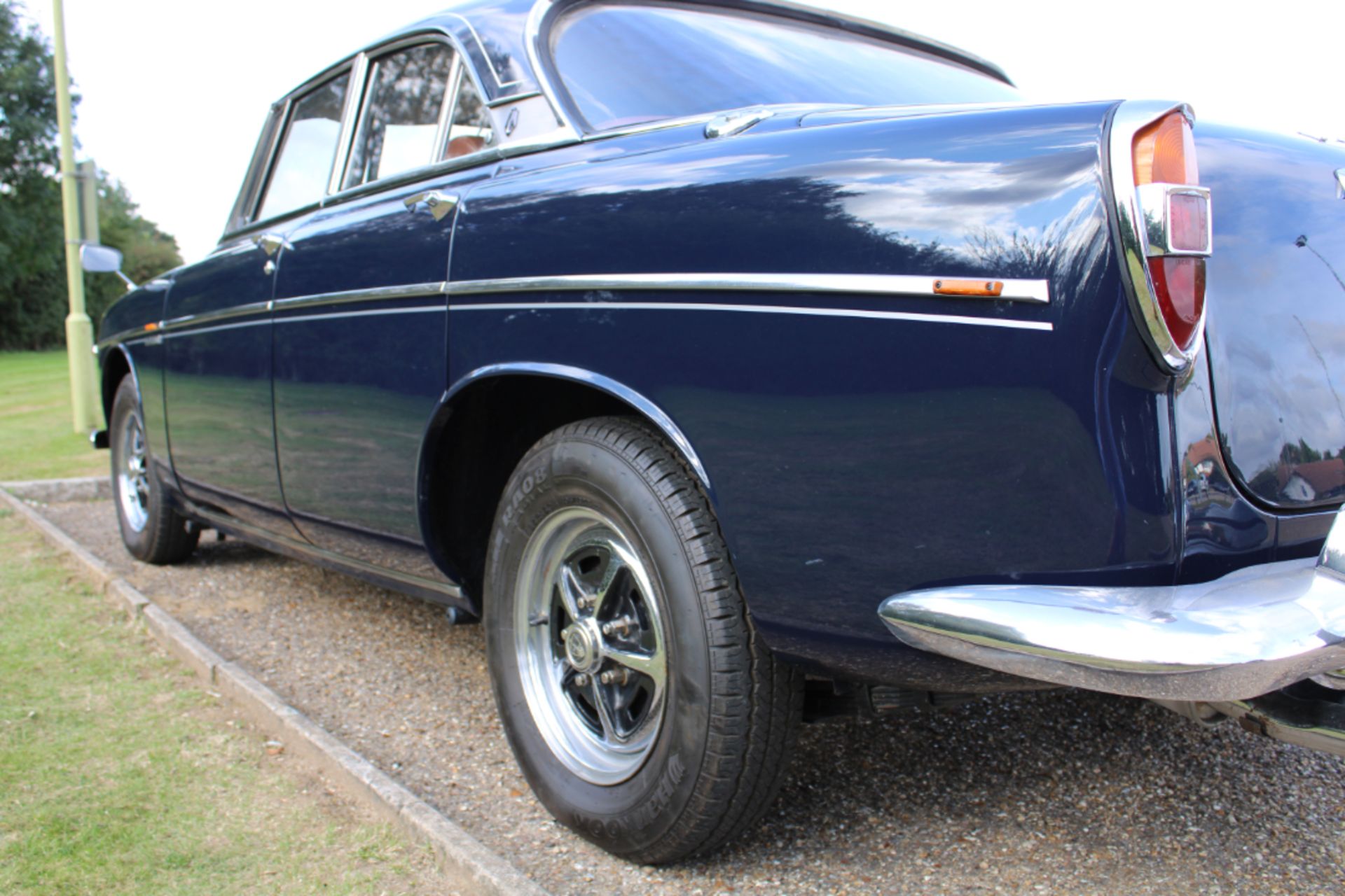 1972 Rover P5B 3.5 litre Coupe Auto - Image 8 of 17