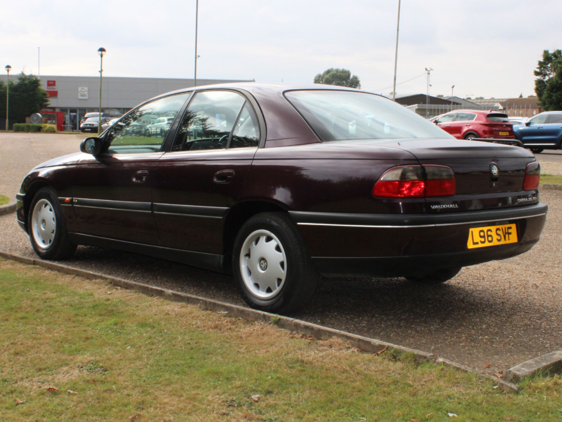 1994 Vauxhall Omega 2.0 16v GLS - Image 5 of 24