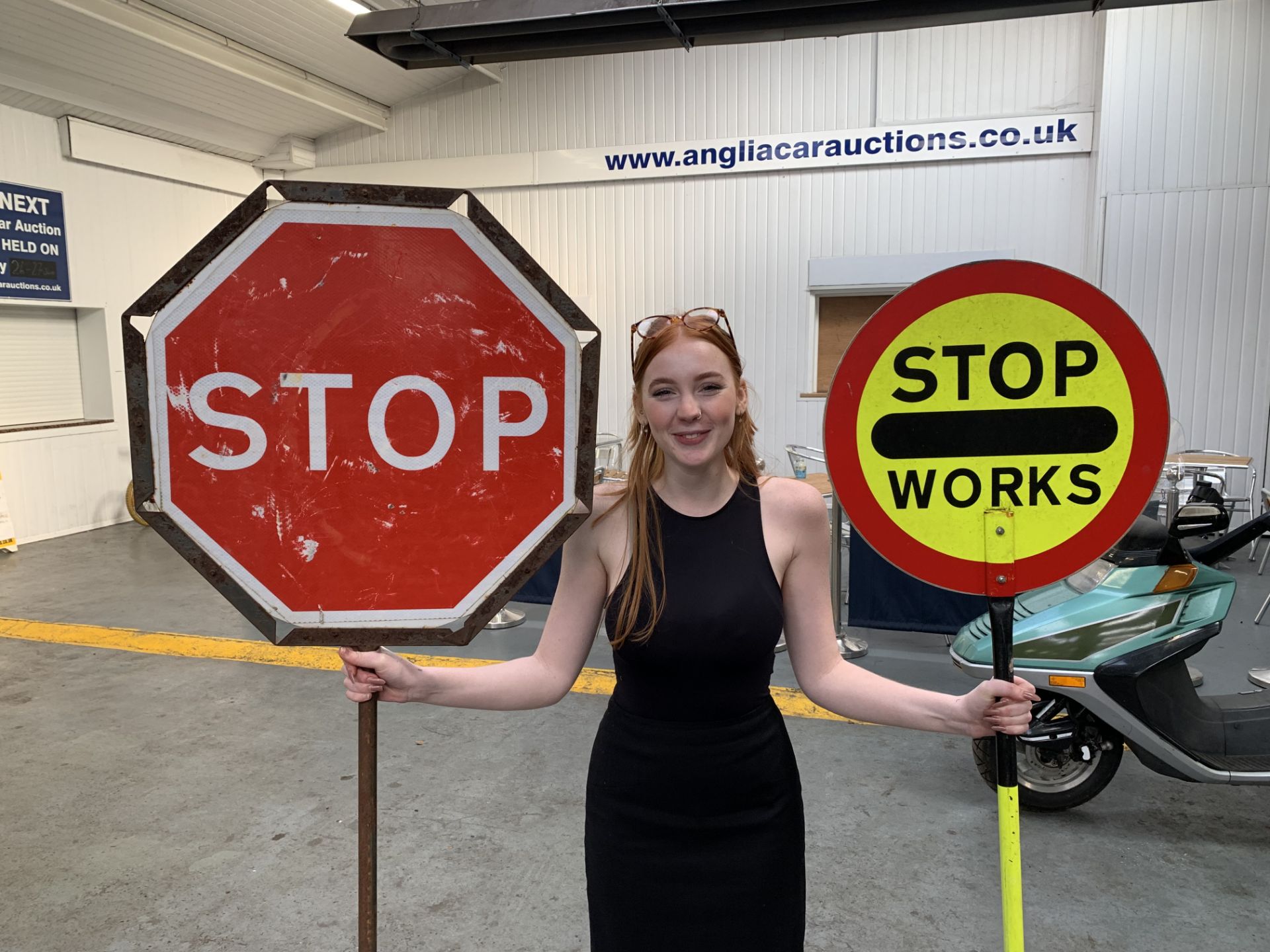 Stop/Go Sign & Stop Works Sign - Image 2 of 2