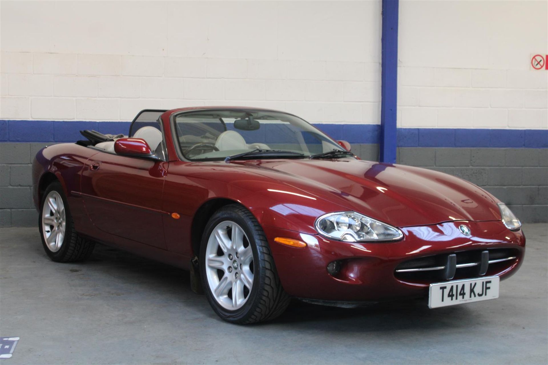 1999 Jaguar XK8 4.0 Convertible Auto