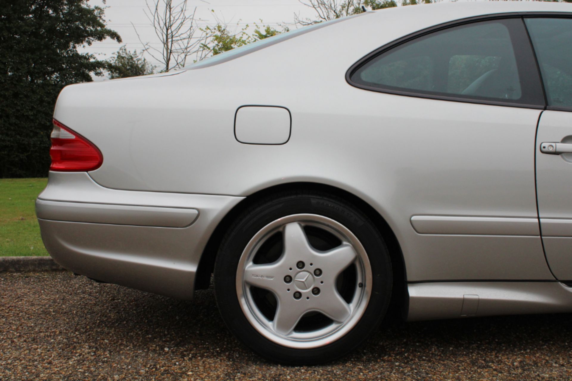 2000 Mercedes CLK 55 AMG Coupe 32,102 miles from new - Image 25 of 26