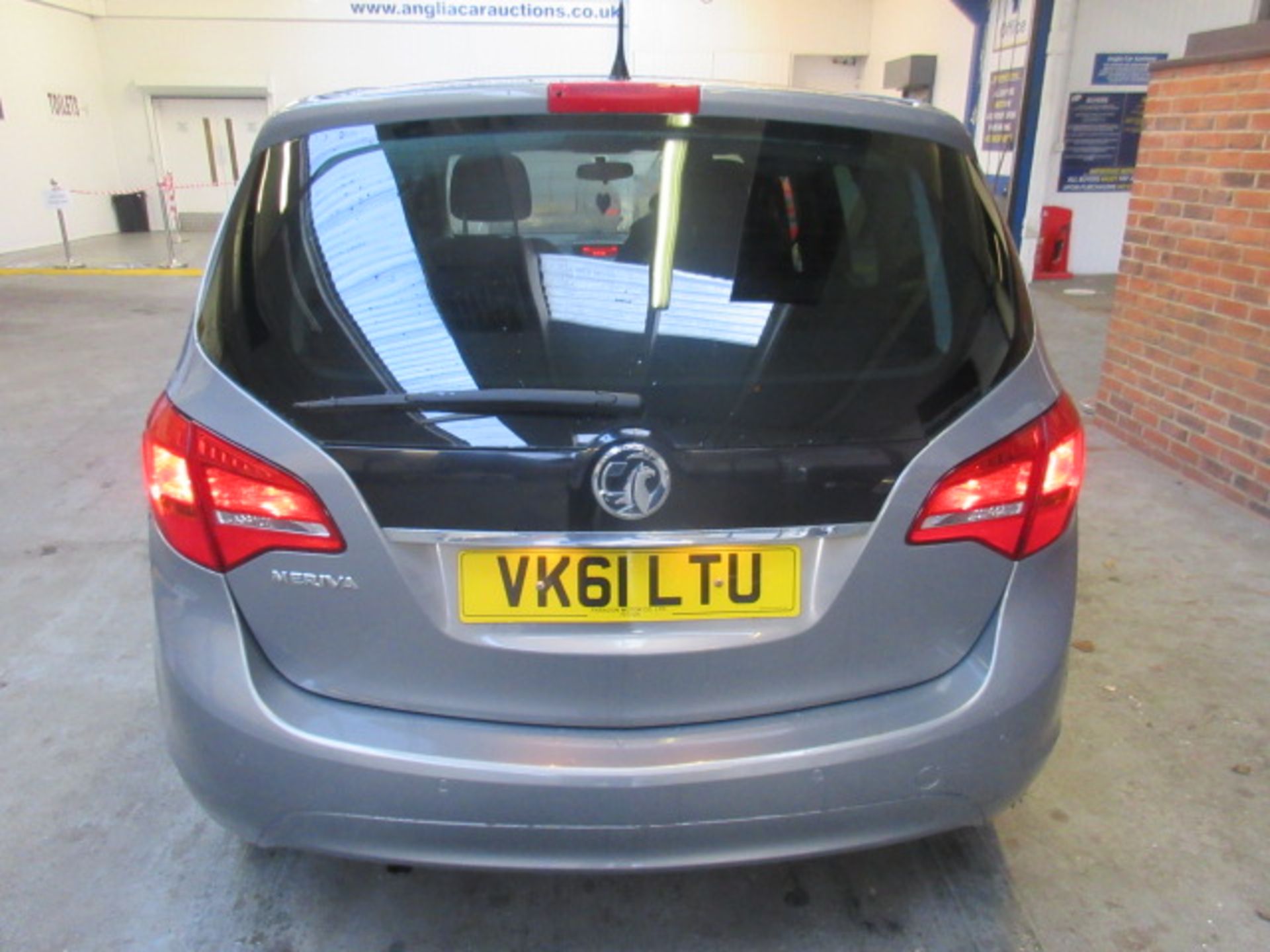 61 11 Vauxhall Meriva SE - Image 9 of 17