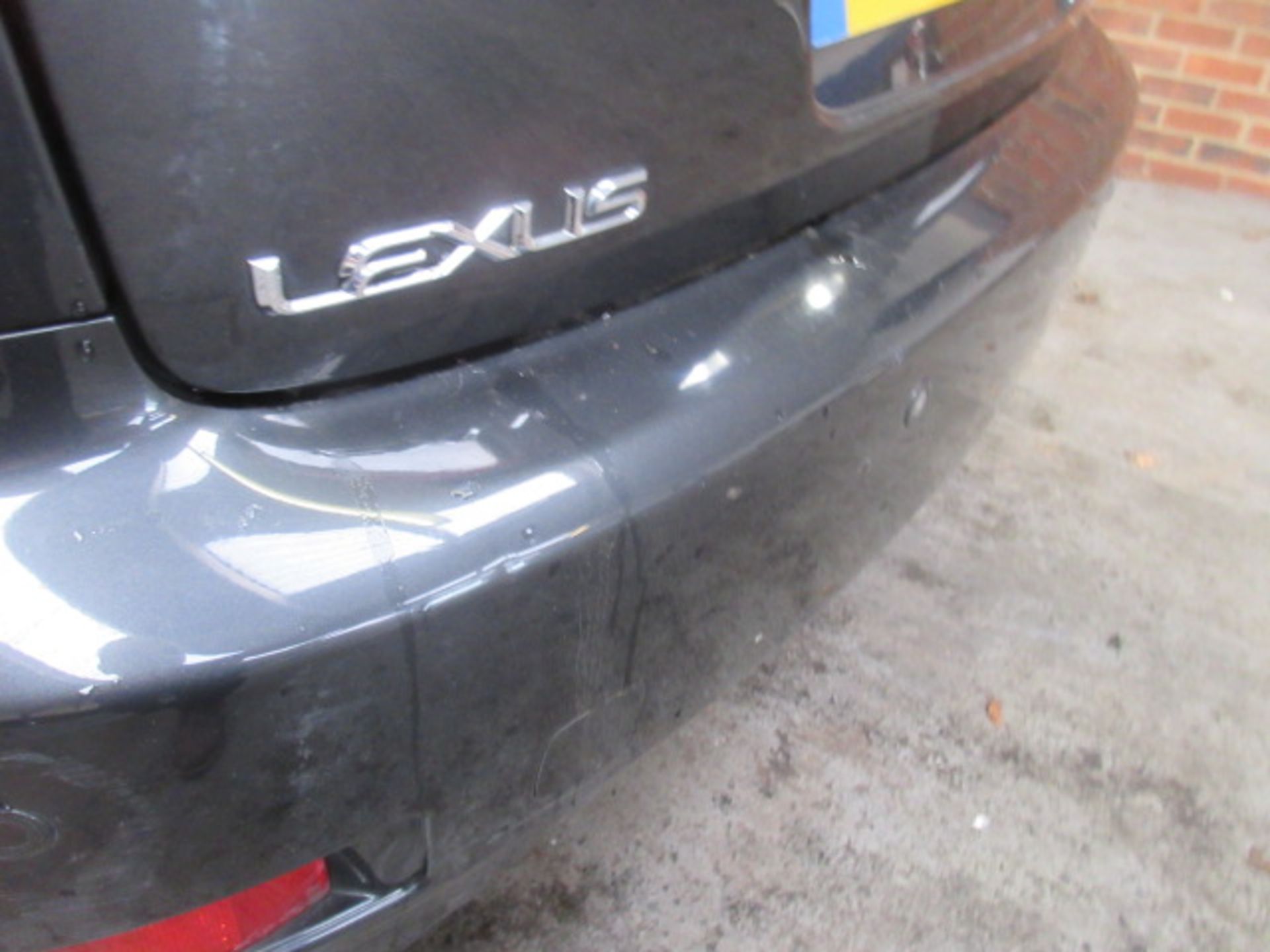 55 06 Lexus IS 220D SE-L - Image 9 of 22