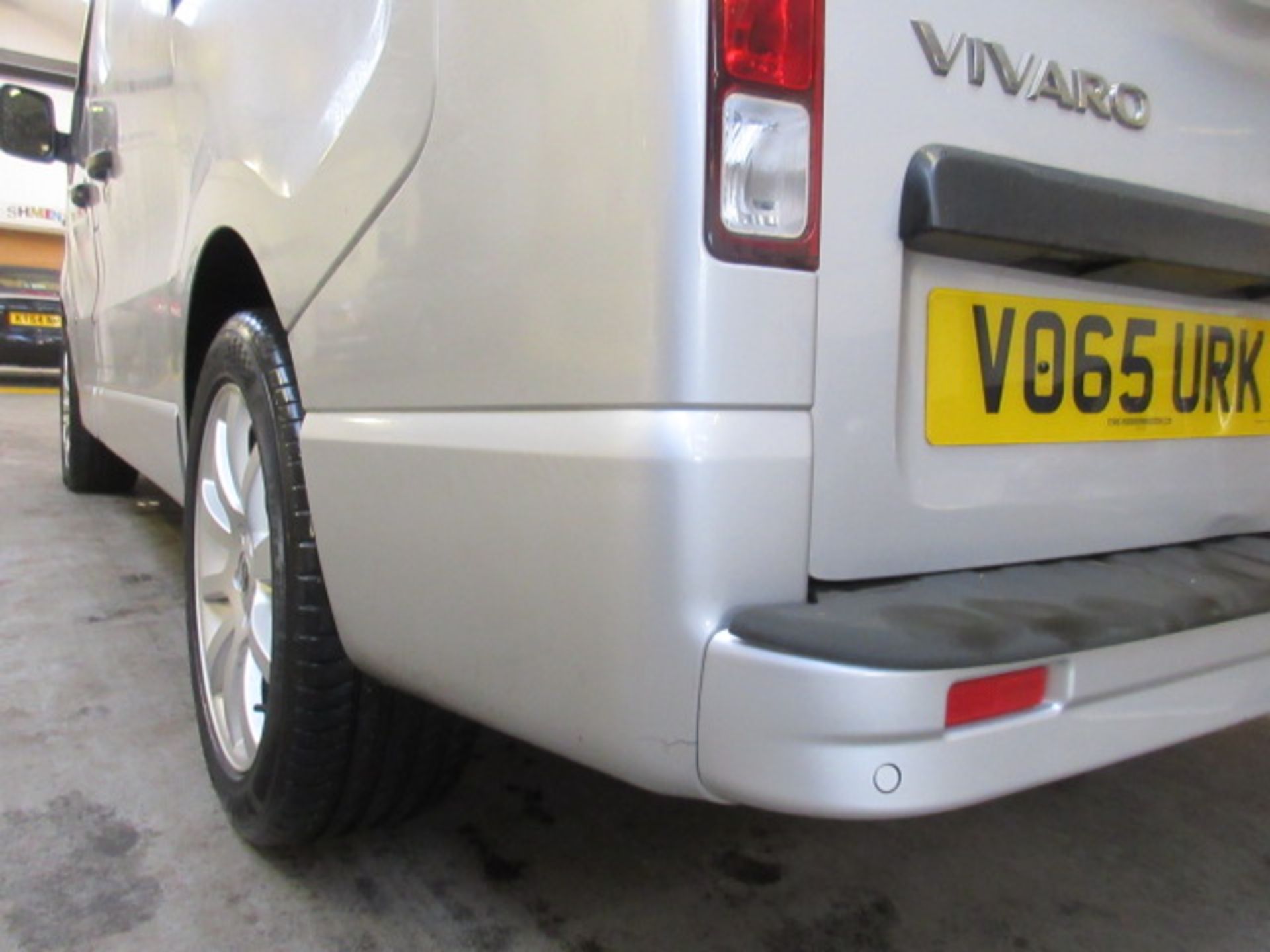 65 15 Vauxhall Vivaro 2900 Sportive - Image 9 of 21