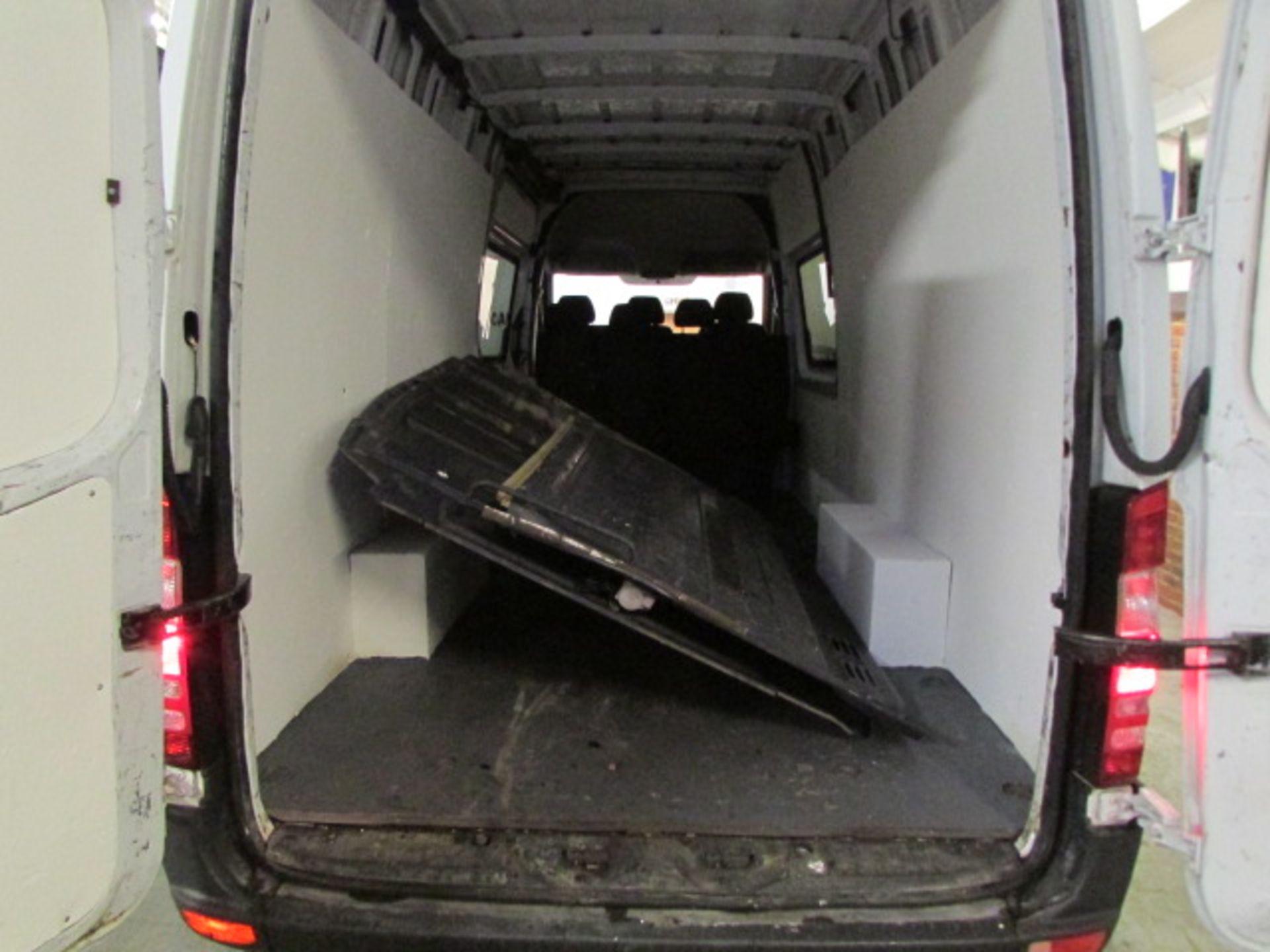 14 14 Mercedes Sprinter 313CDI - Image 8 of 15