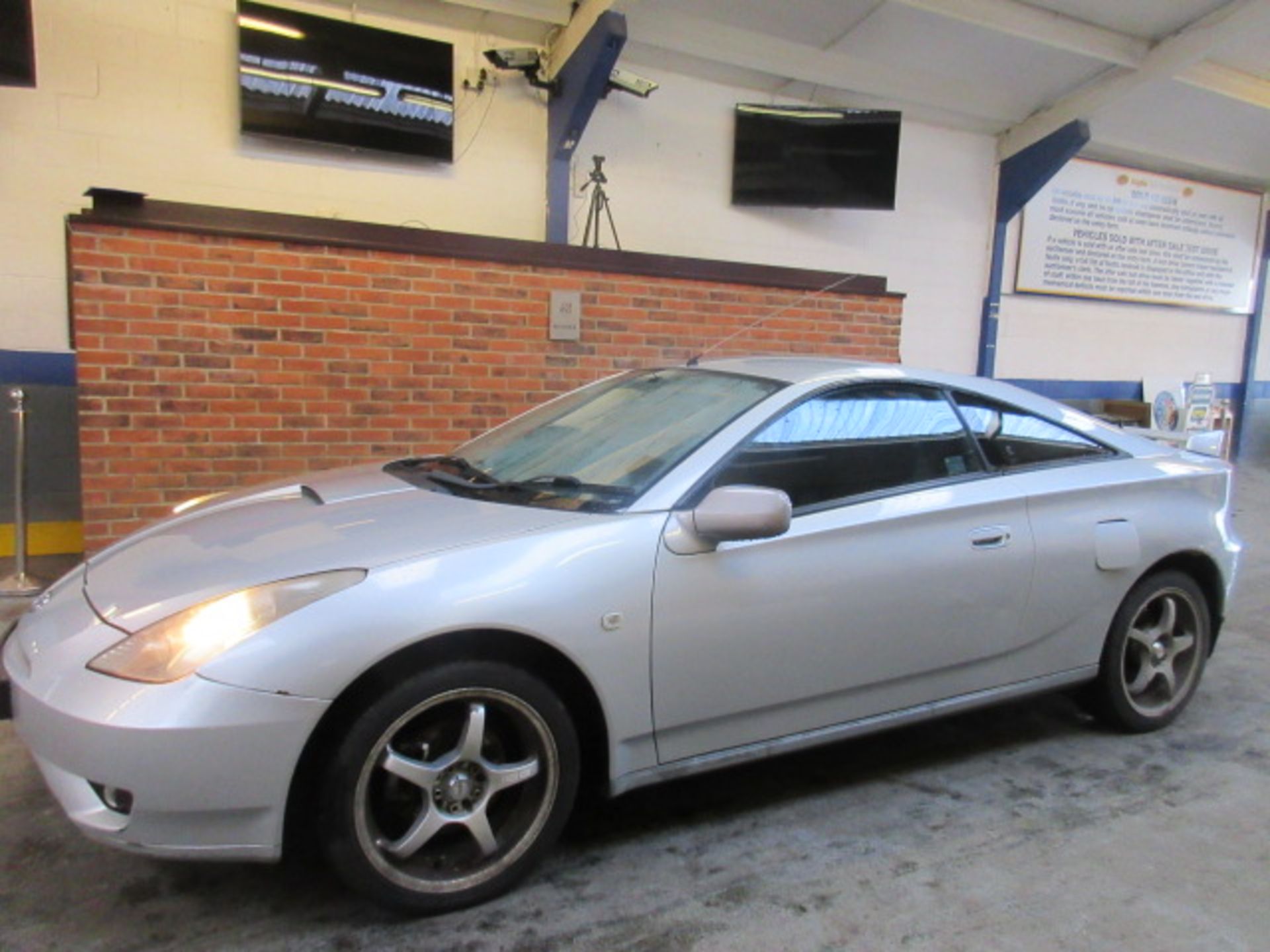 53 03 Toyota Celica VVTI