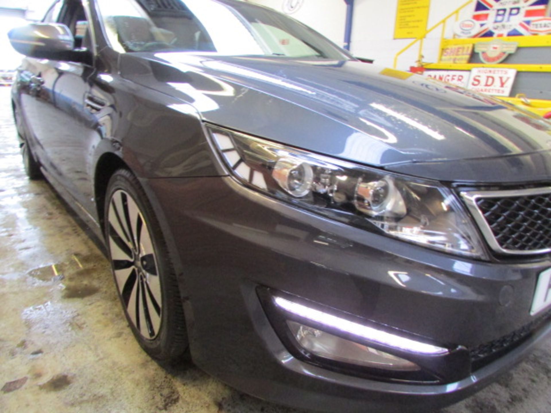 12 12 Kia Optima 2 Luxe CRDI - Image 10 of 23