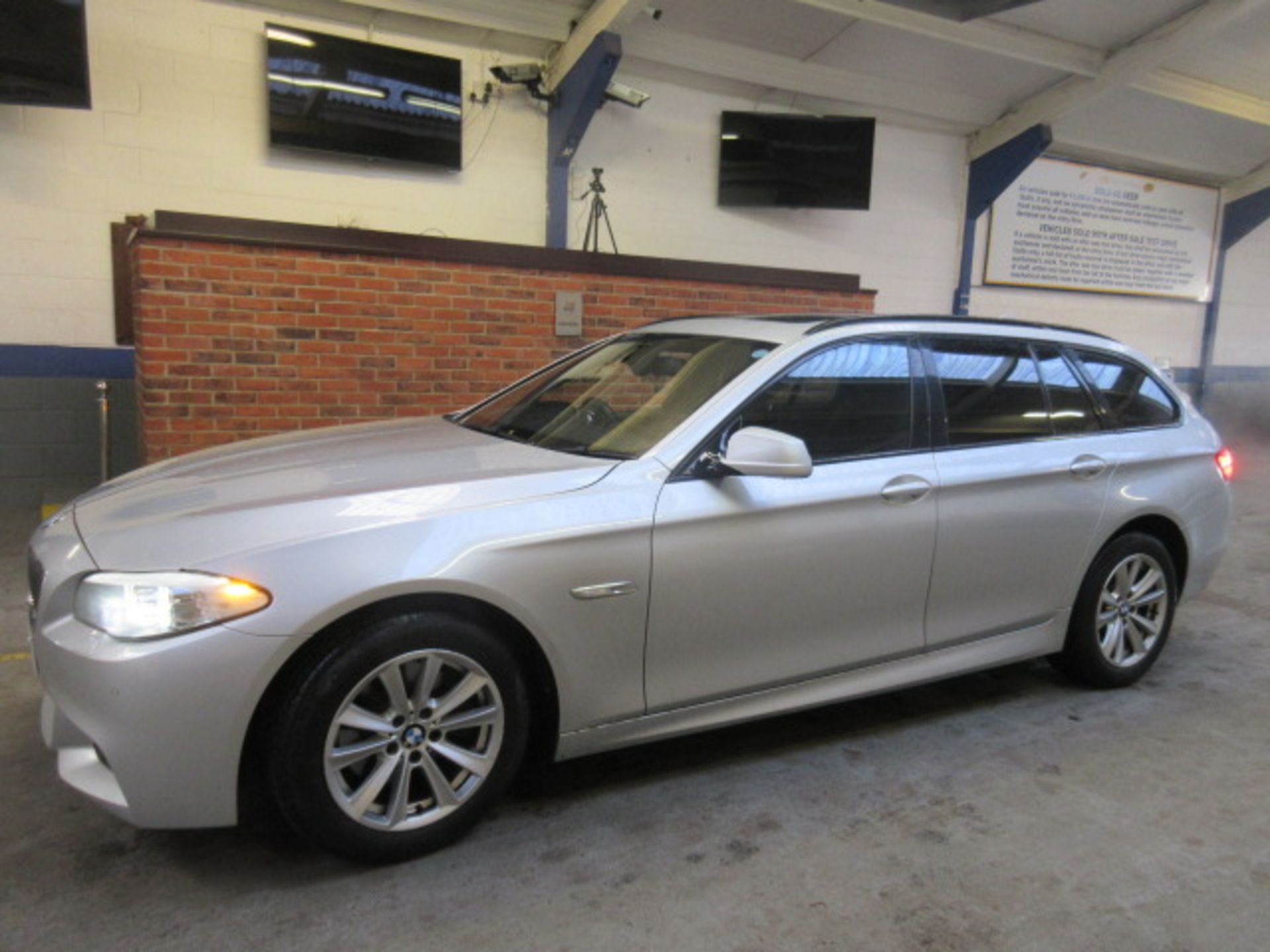 11 11 BMW 520d M Sport Auto