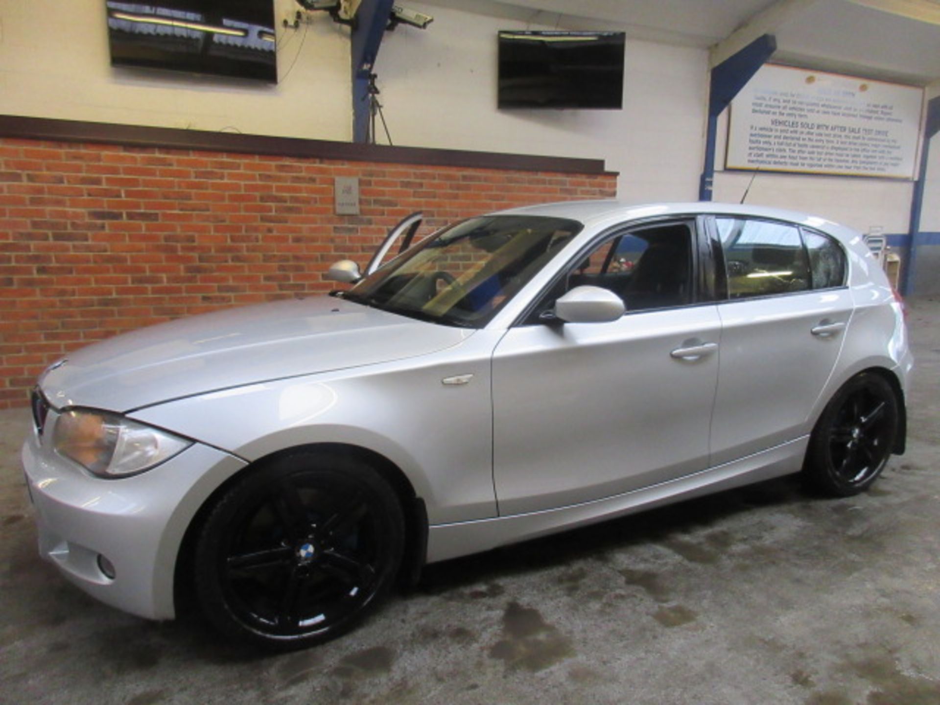 08 08 BMW 123d M Sport