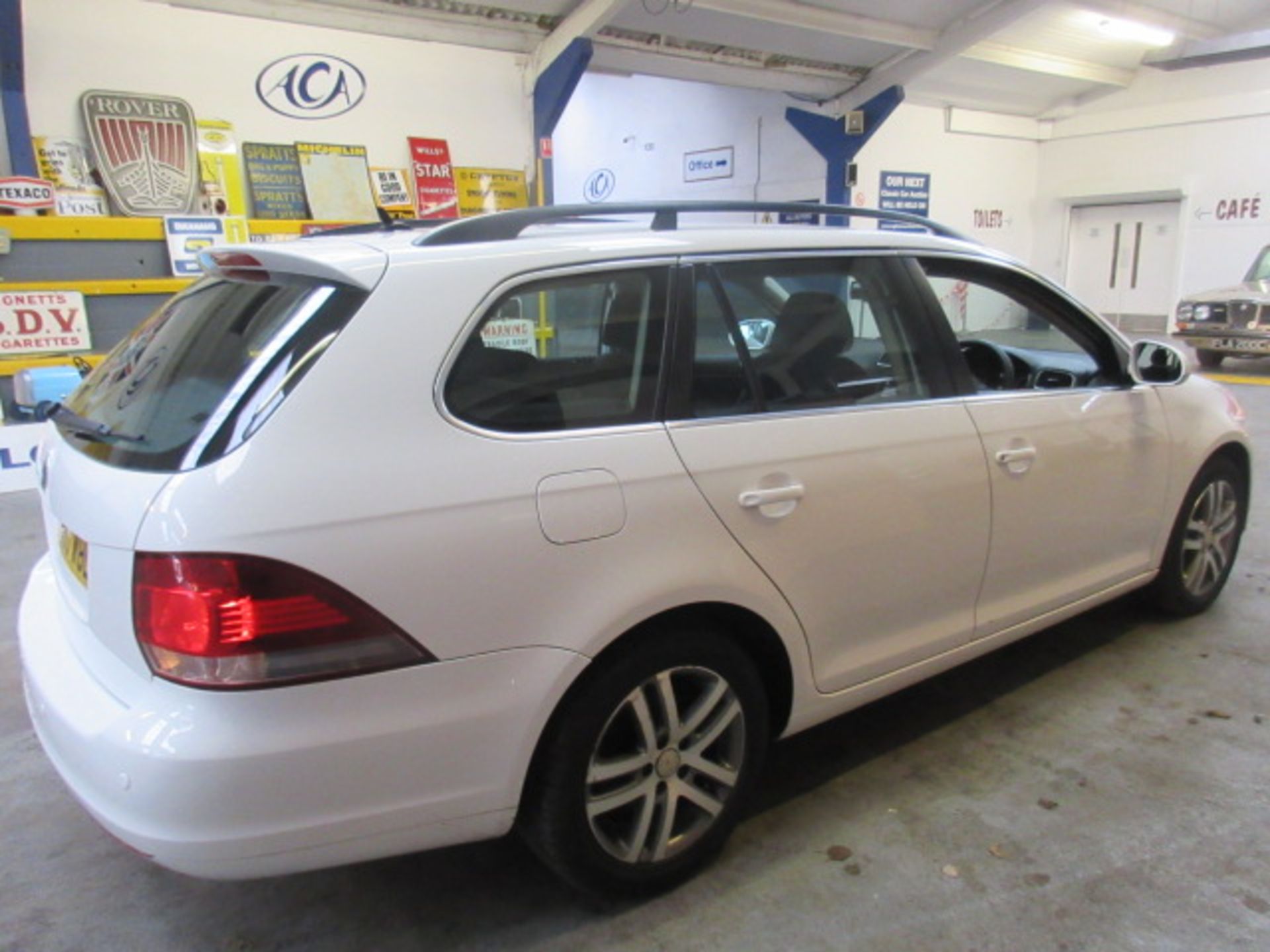 60 10 VW Golf SE TDI - Image 4 of 19