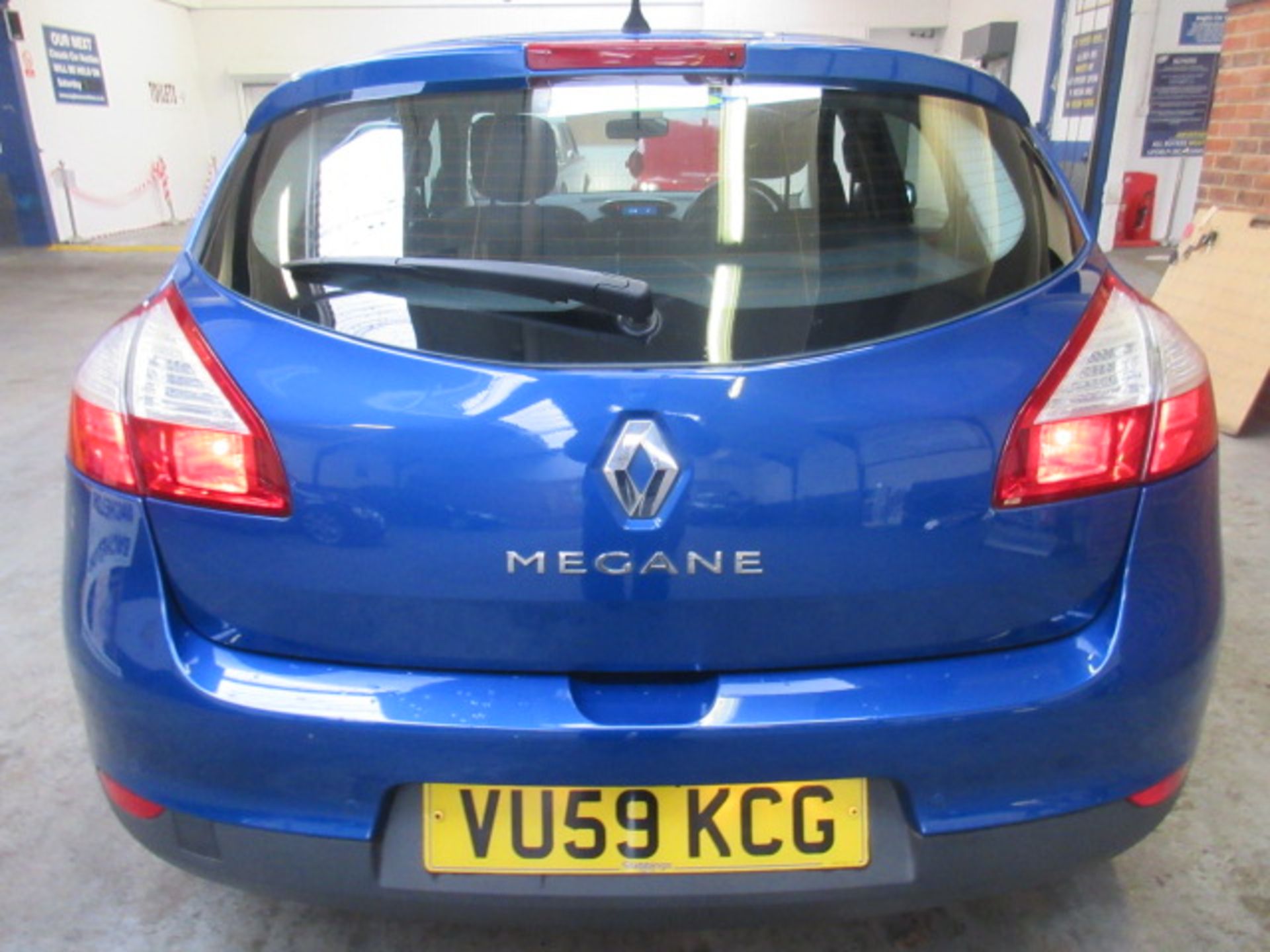 59 10 Renault Megane I-Music VVT 100 - Image 2 of 16