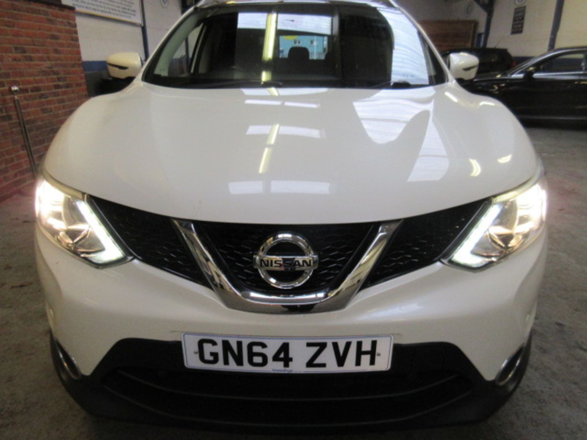 64 14 Nissan Qashqai N-Tec + DIG-T - Image 2 of 18