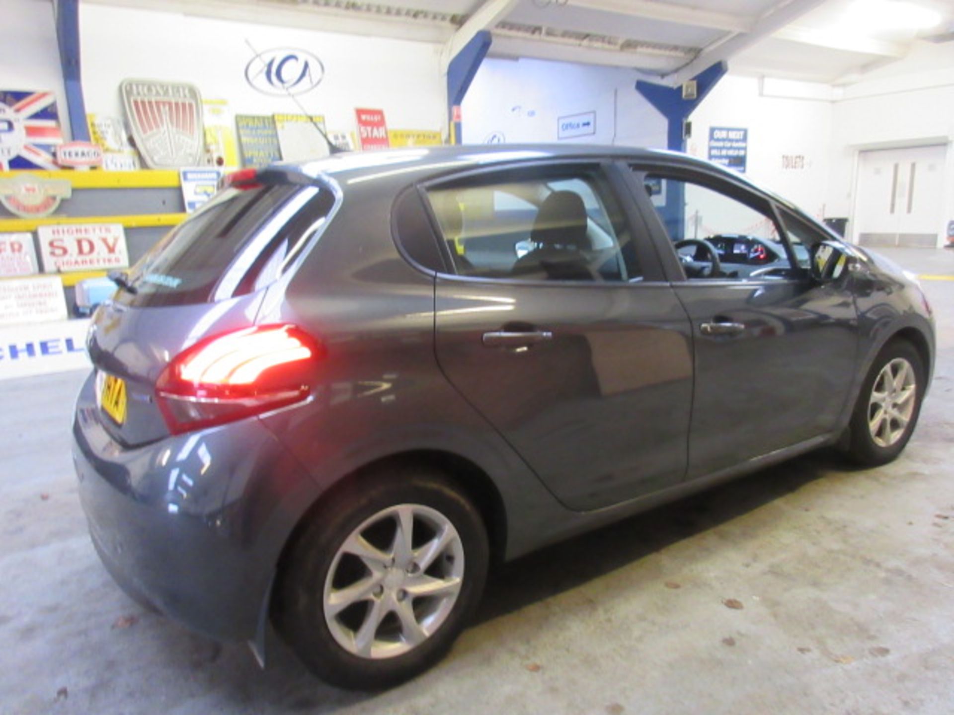 65 16 Peugeot 208 Active Blue HDI - Image 3 of 13