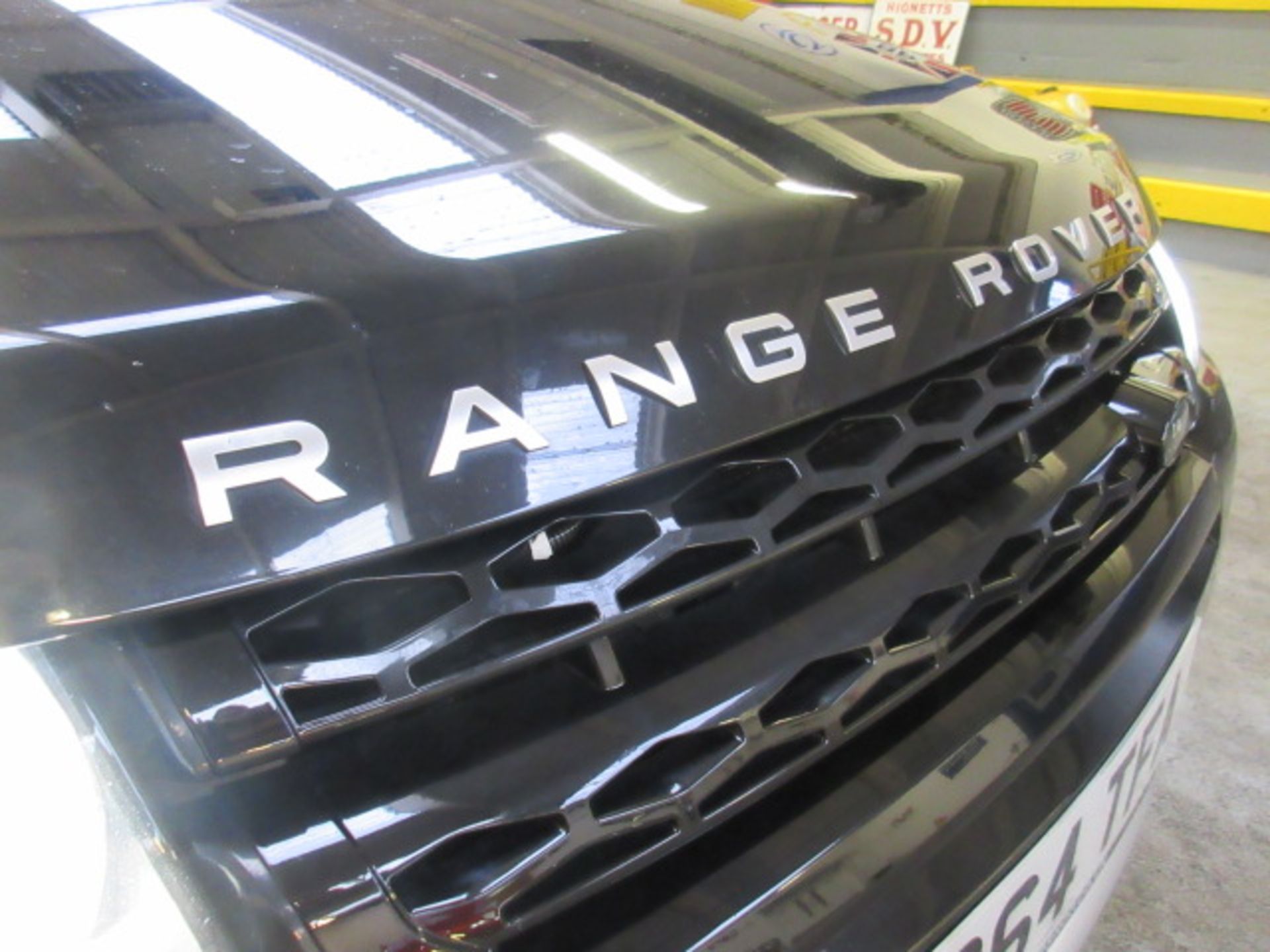 64 14 Range Rover Evoque Dyn SD4 - Image 9 of 18