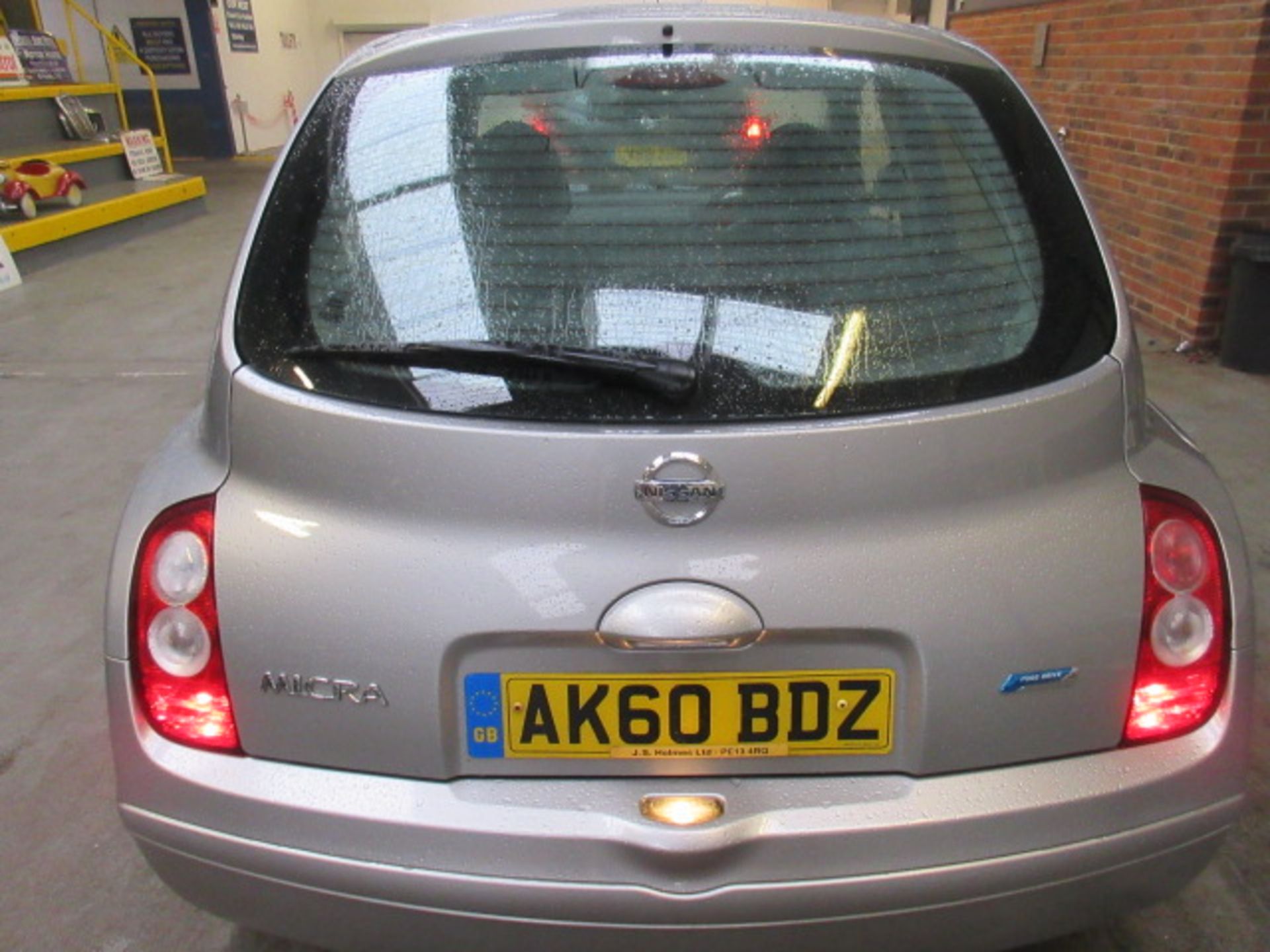 60 10 Nissan Micra Visia - Image 2 of 15