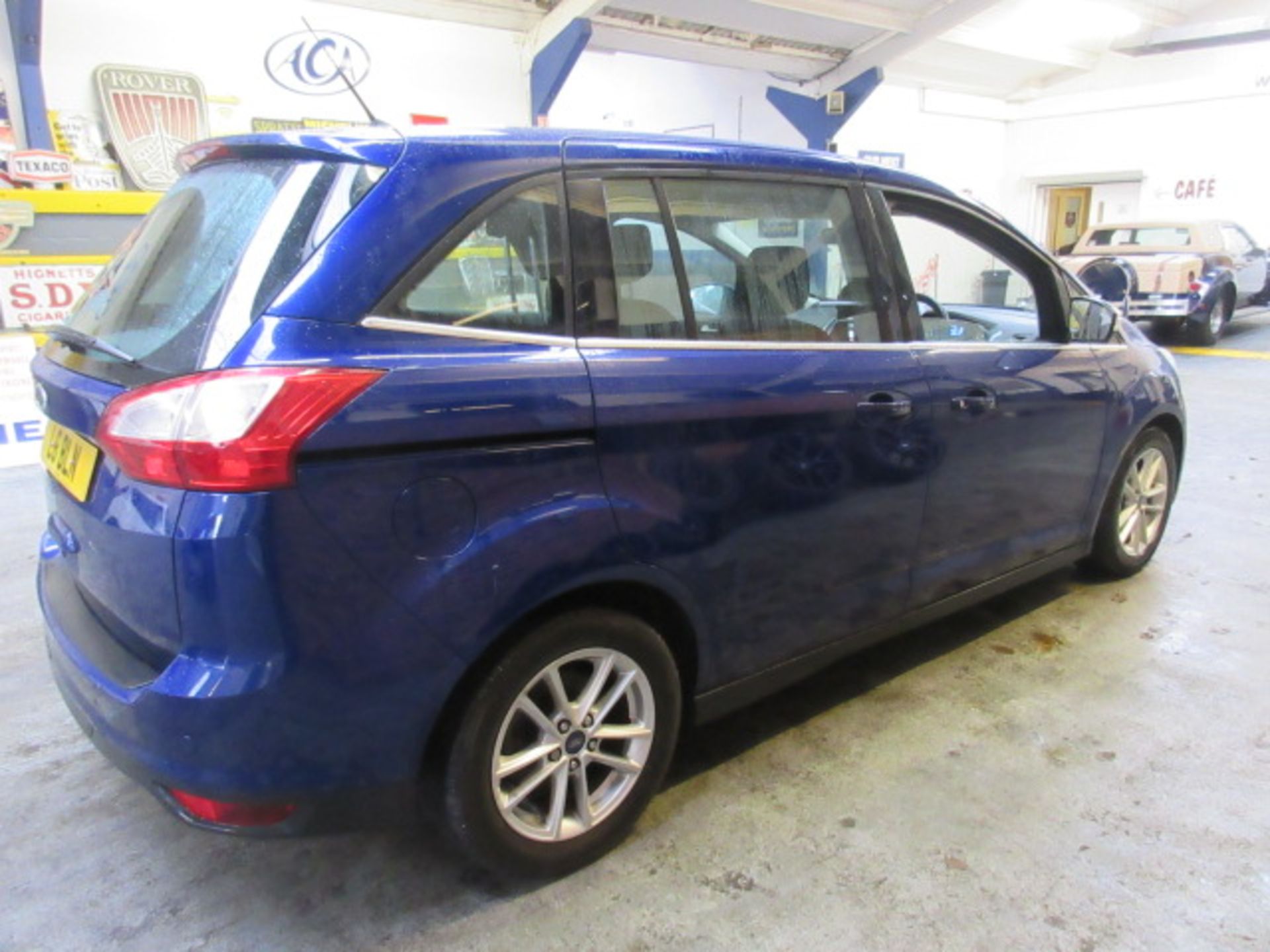 65 15 Ford Grand C-Max Zetec TDCI - Image 2 of 22