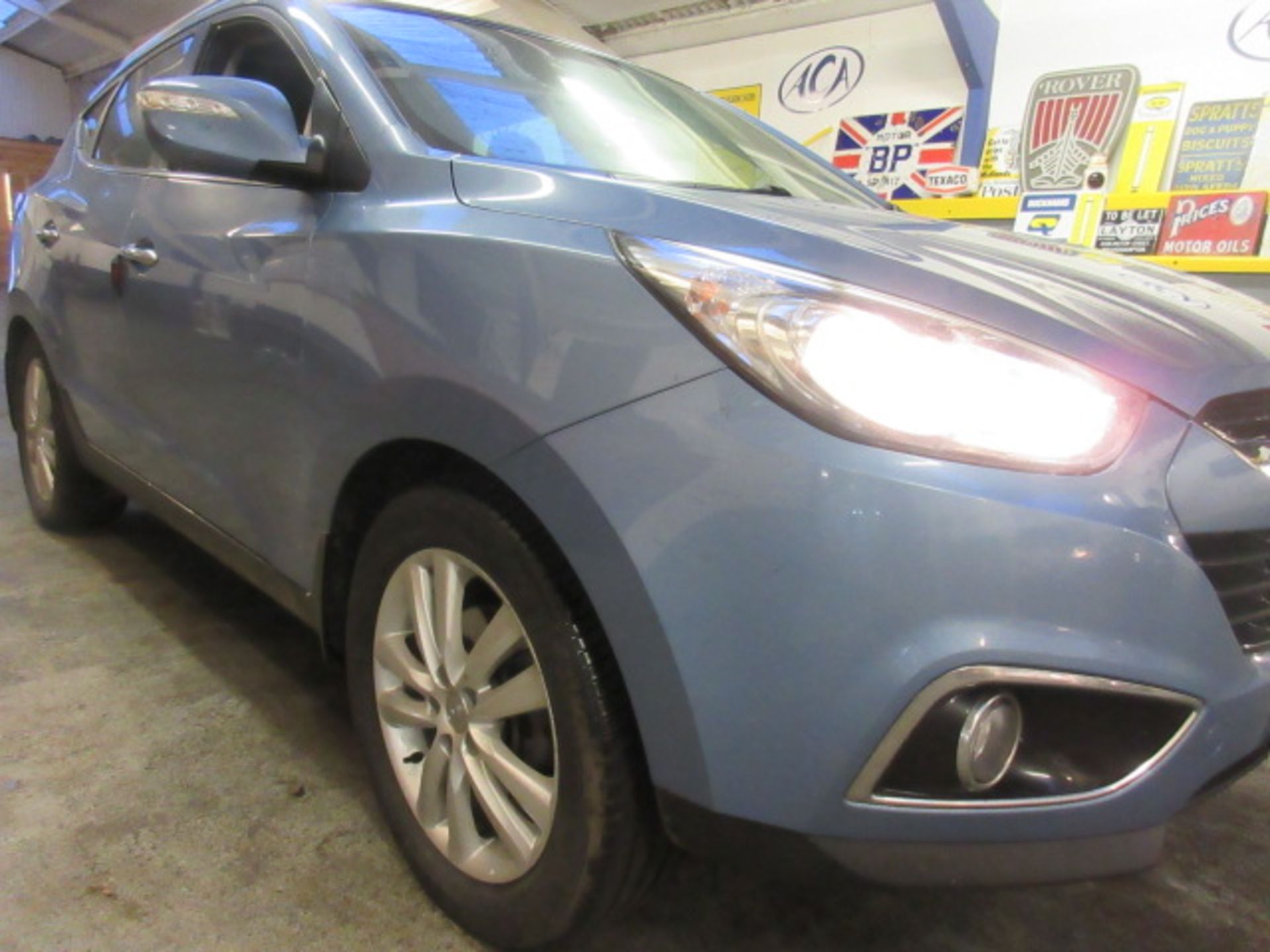 13 13 Hyundai IX35 Prem 4WD CRDI - Image 14 of 22