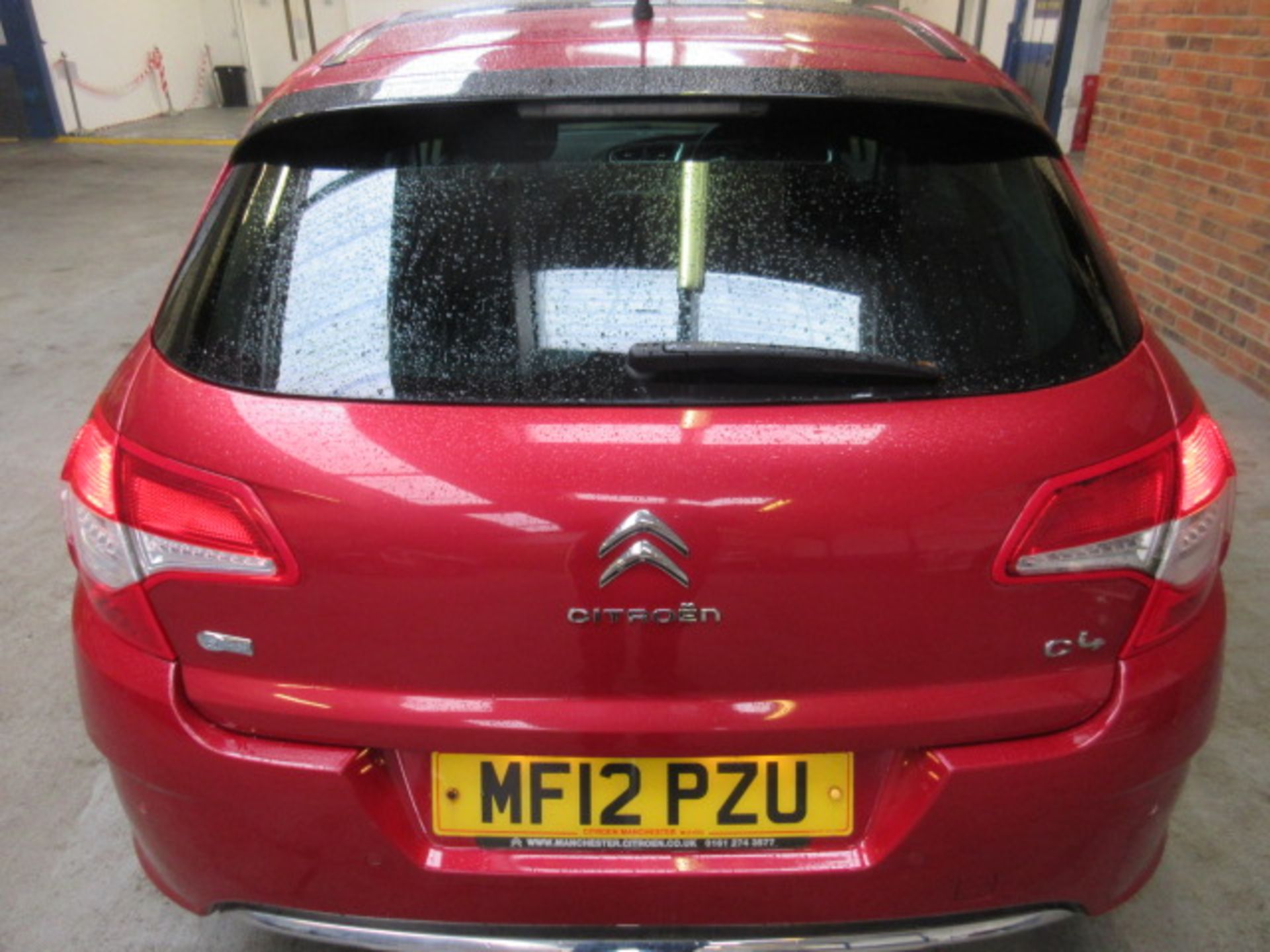 12 12 Citroen C4 Exclusive E-HDI - Image 2 of 25