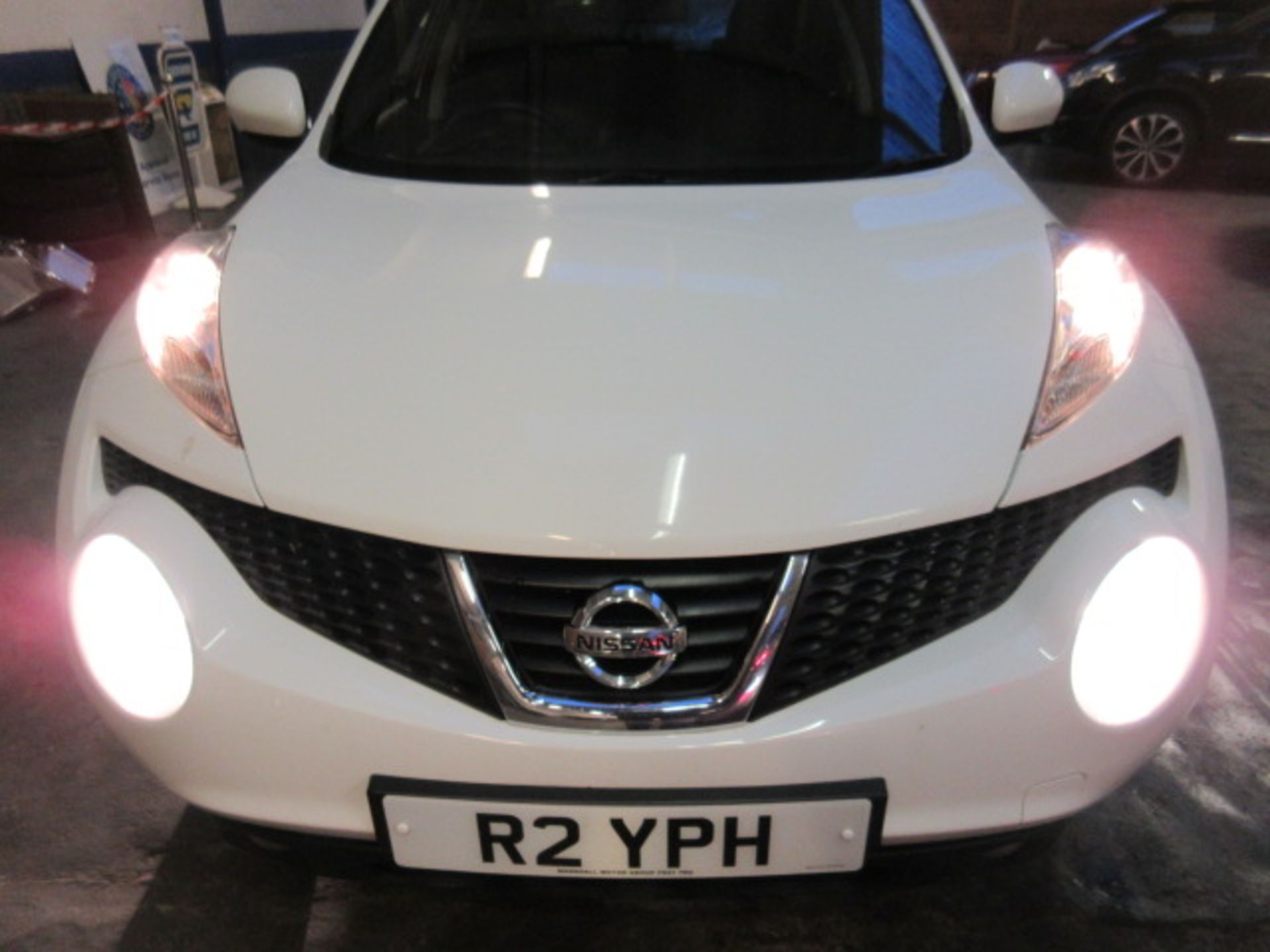 14 14 Nissan Juke 1.5 DCI Tekna - Image 2 of 17