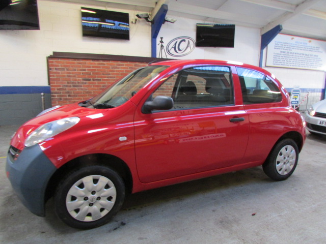 05 05 Nissan Micra S