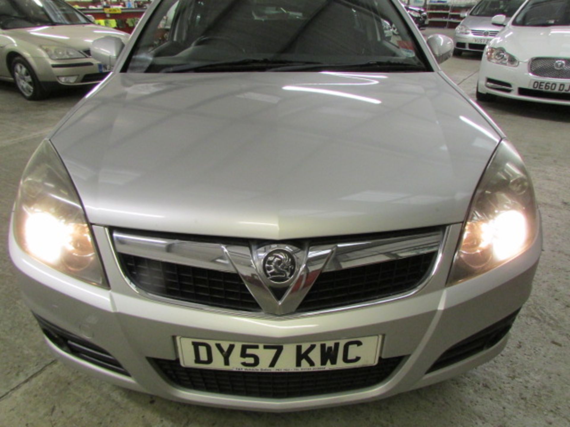 57 07 Vauxhall Vectra SRI Nav CDTI - Image 2 of 21