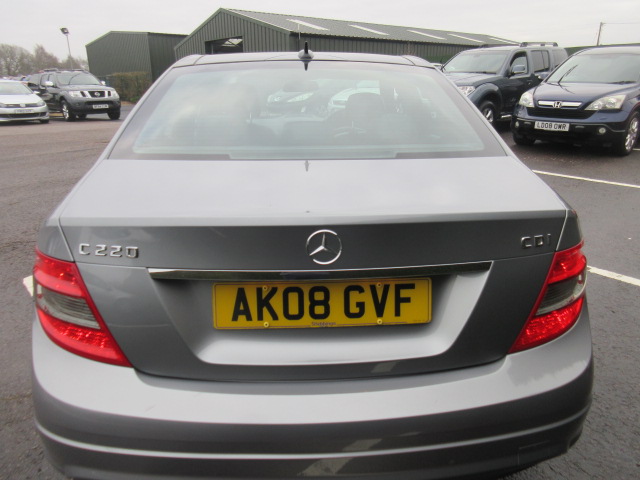 08 08 Mercedes C220 Sport CDI - Image 2 of 20