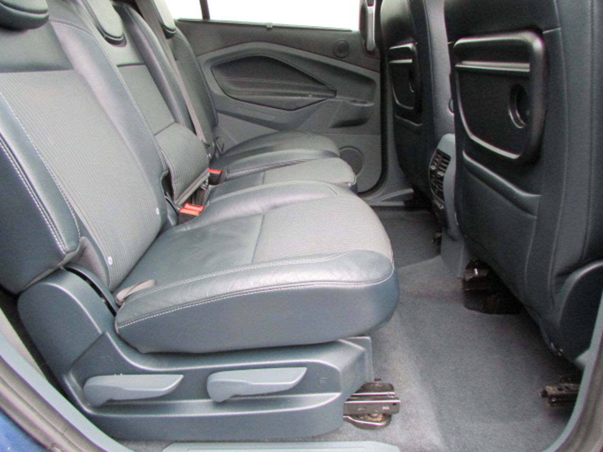 63 13 Ford Grand C-Max Titanium X T - Image 20 of 24