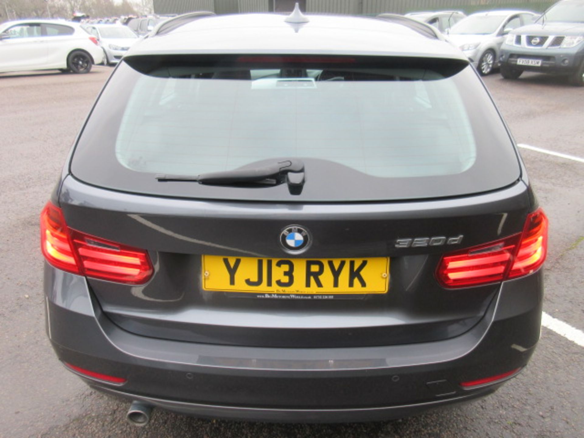 13 13 BMW 320D SE Touring Auto - Image 3 of 26