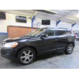 10 10 Volvo XC60 SE Lux AWD D5