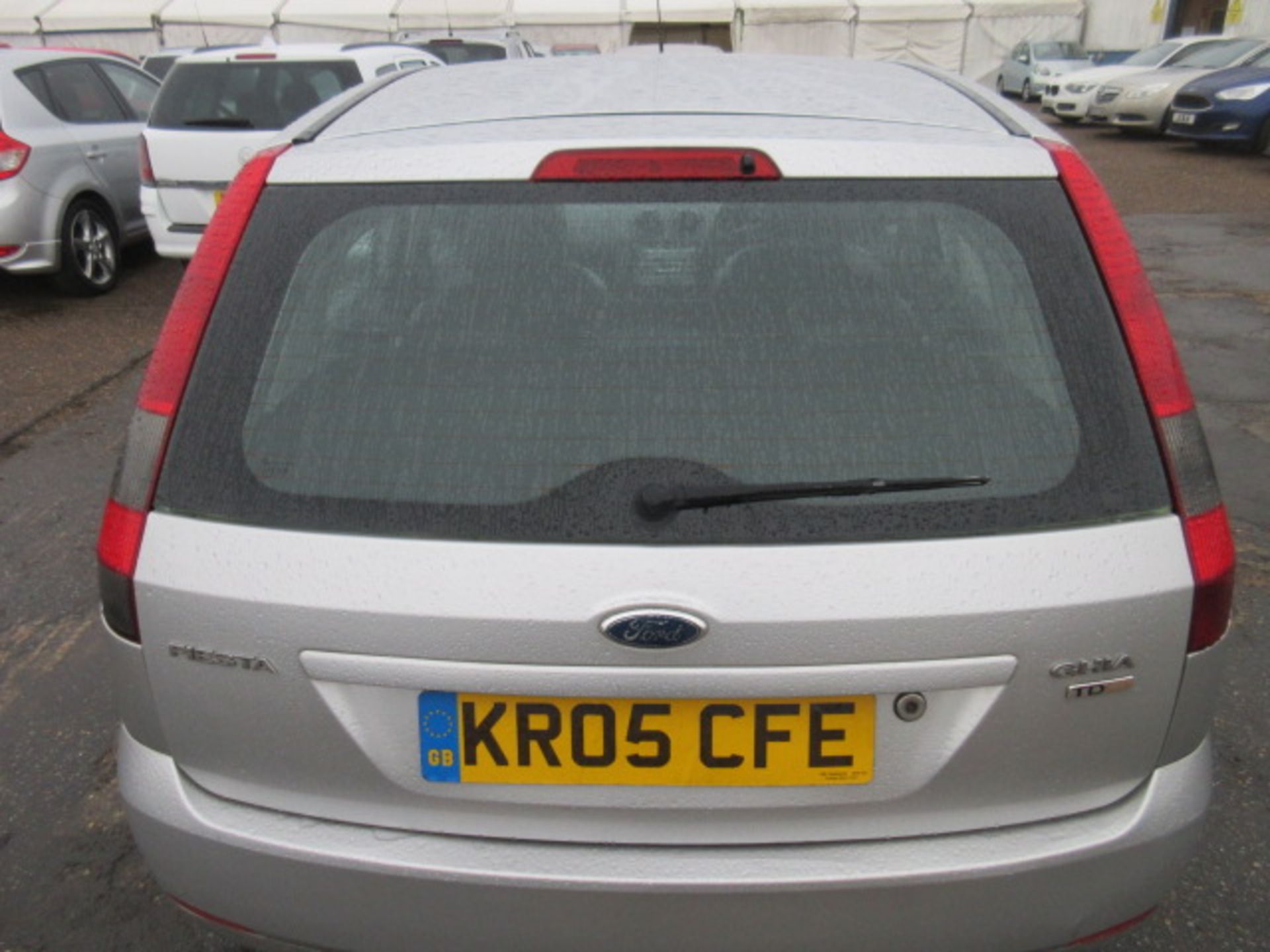 05 05 Ford Fiesta Ghia D - Image 2 of 21