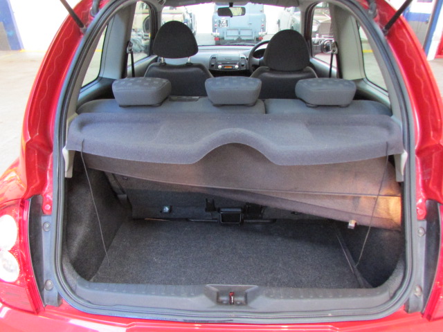 05 05 Nissan Micra S - Image 12 of 18