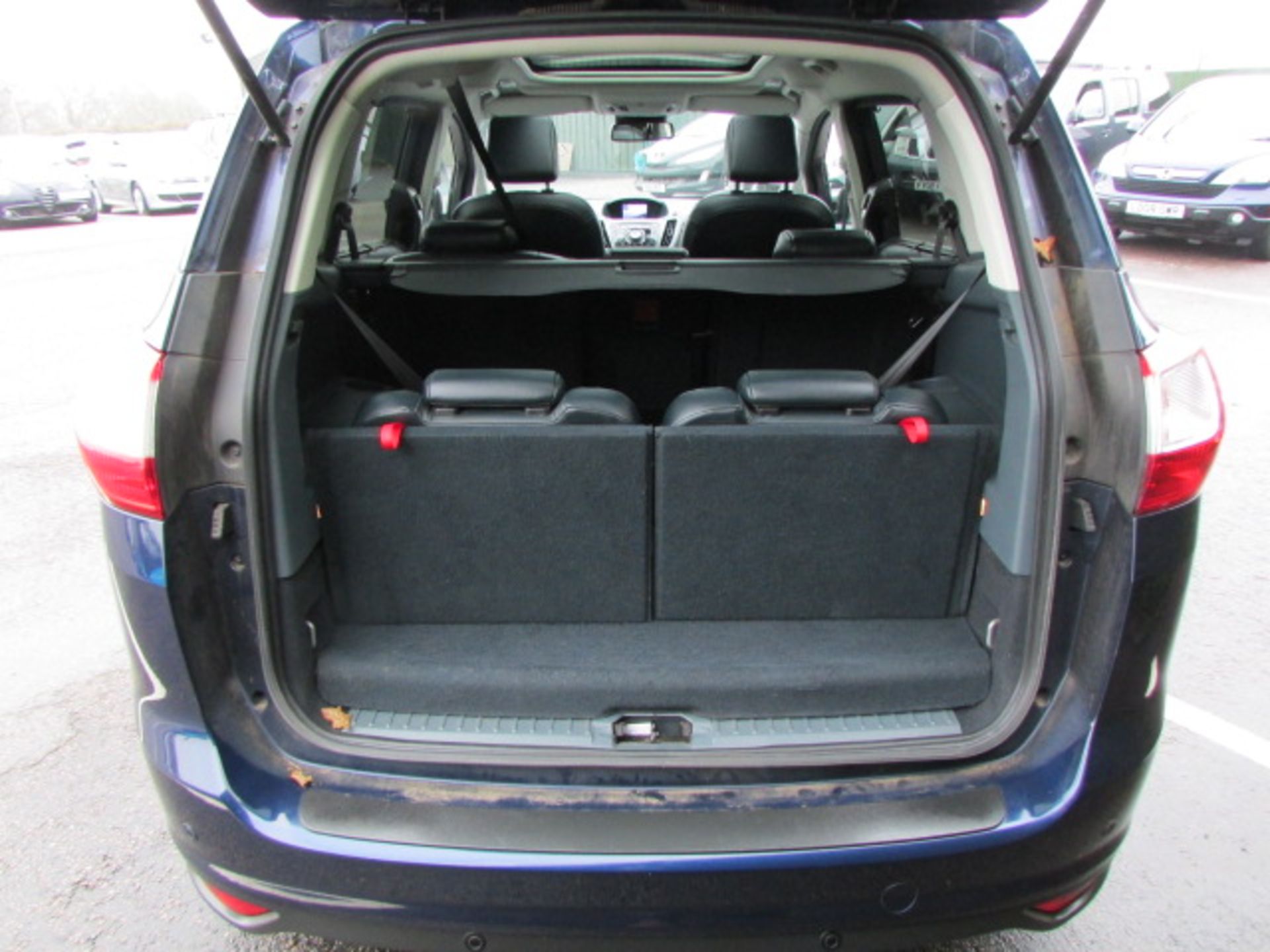 63 13 Ford Grand C-Max Titanium X T - Image 13 of 24