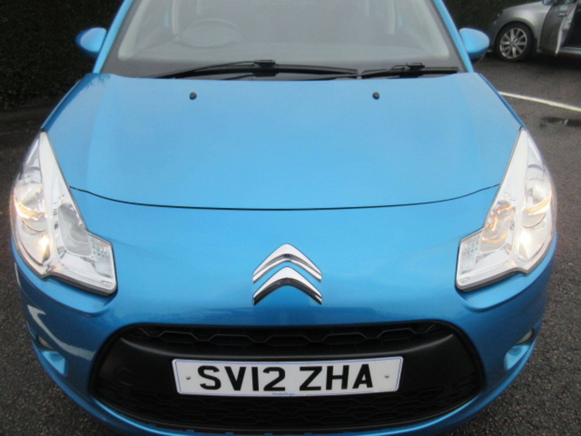 12 12 Citroen C3 VTR+ - Image 2 of 18