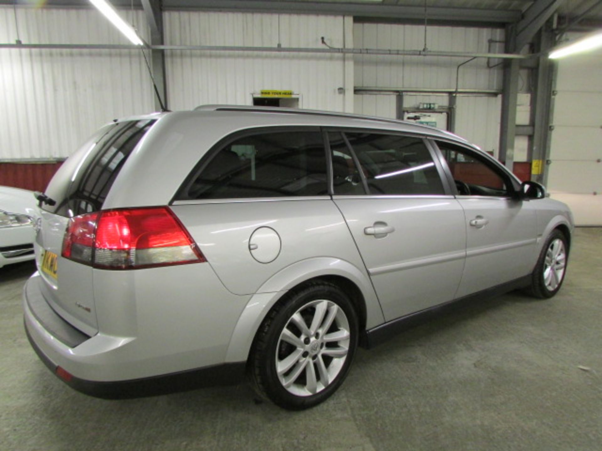 57 07 Vauxhall Vectra SRI Nav CDTI - Image 4 of 21