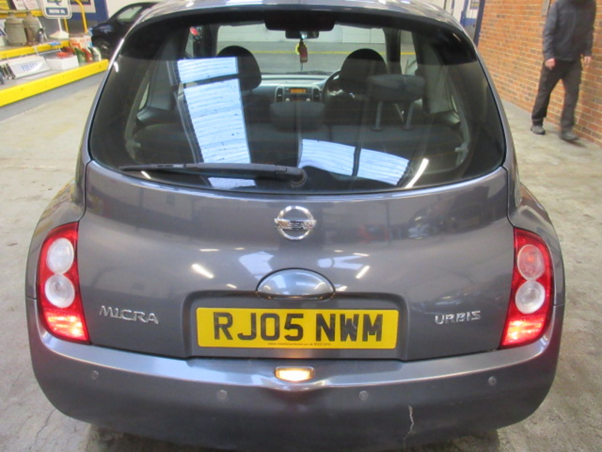 05 05 Nissan Micra Urbis - Image 14 of 21