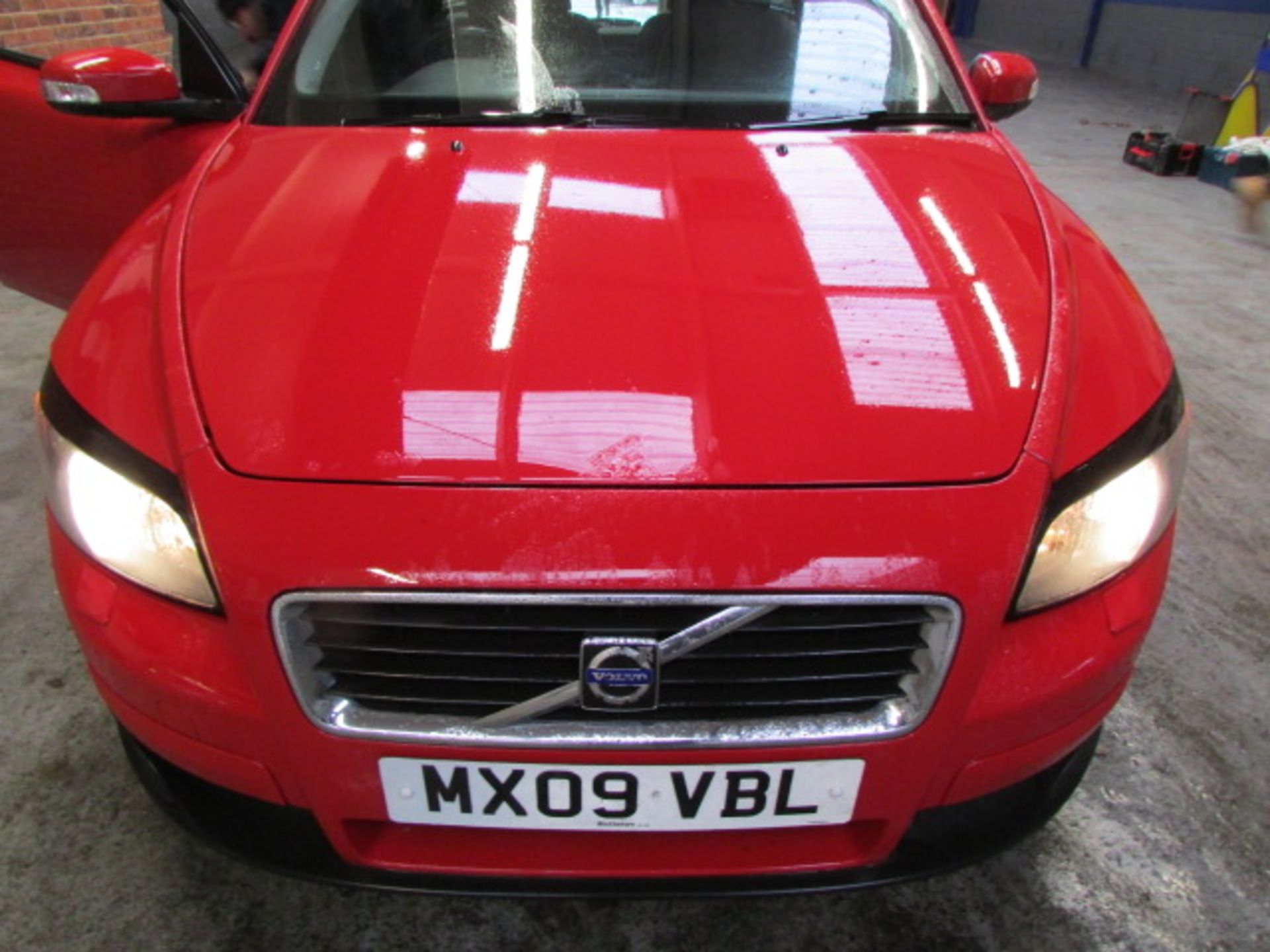 09 09 Volvo C30 S D Drive - Image 11 of 17