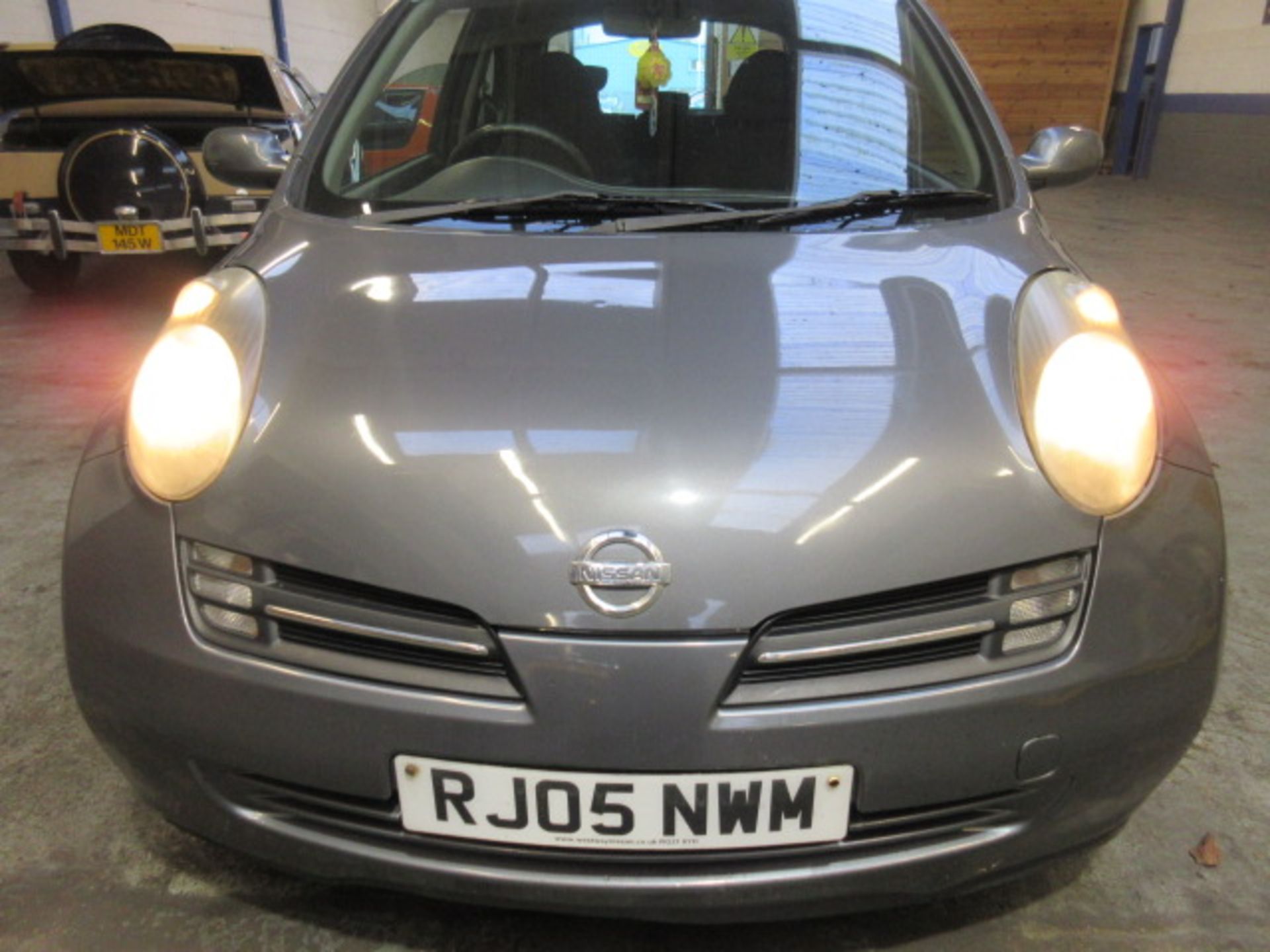 05 05 Nissan Micra Urbis - Image 15 of 21