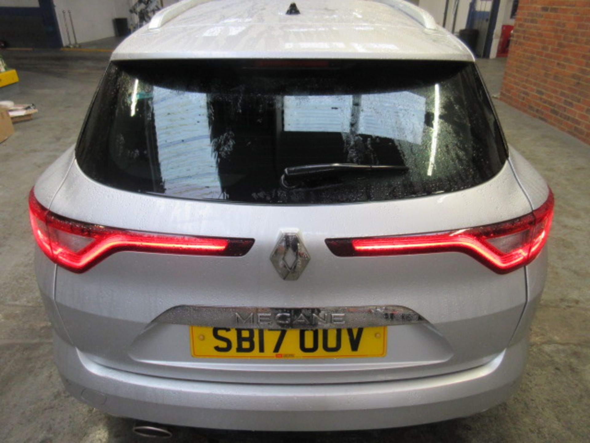 17 17 Renault Megane Dyn S Nav - Image 9 of 21