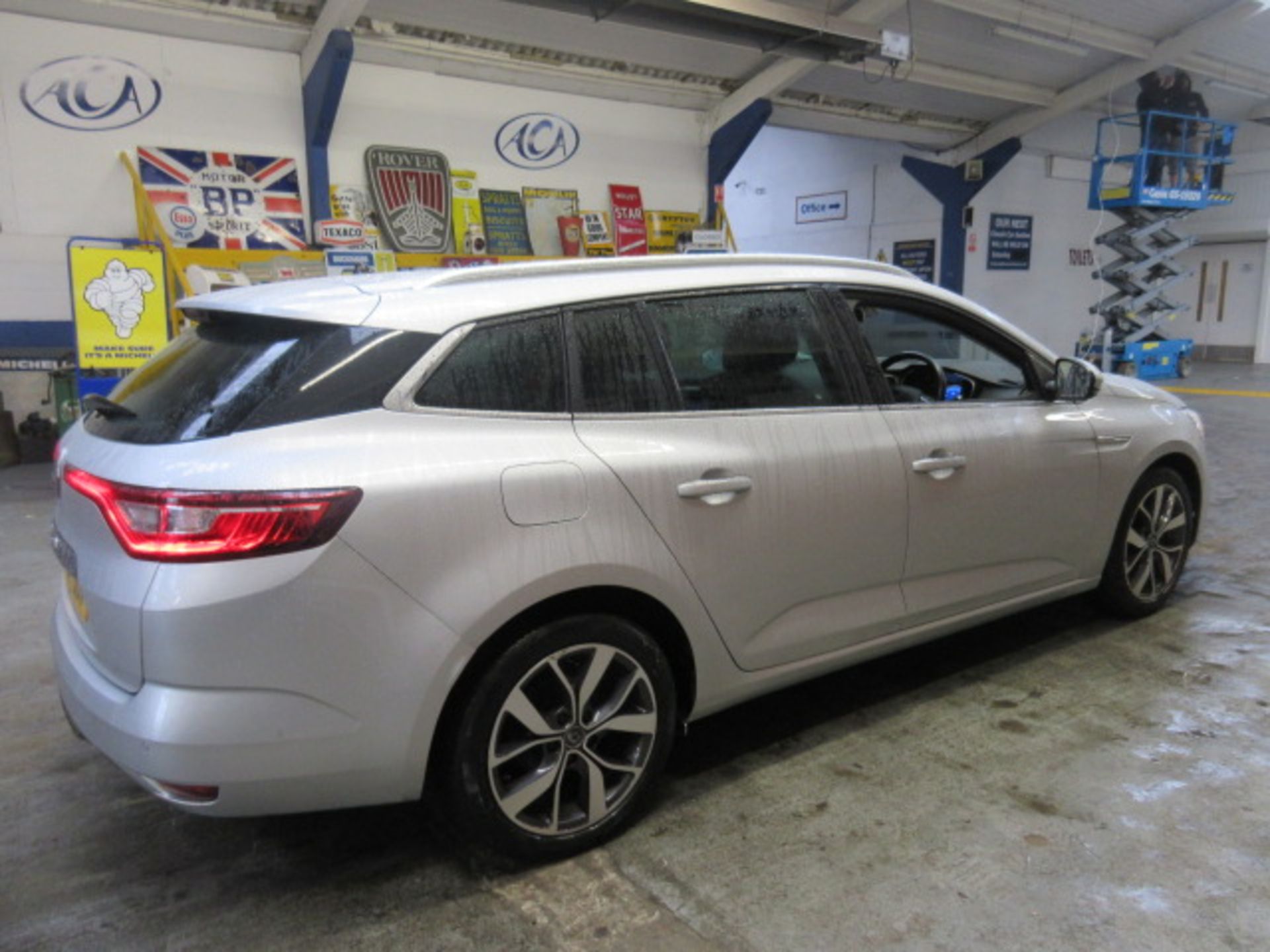 17 17 Renault Megane Dyn S Nav - Image 3 of 21