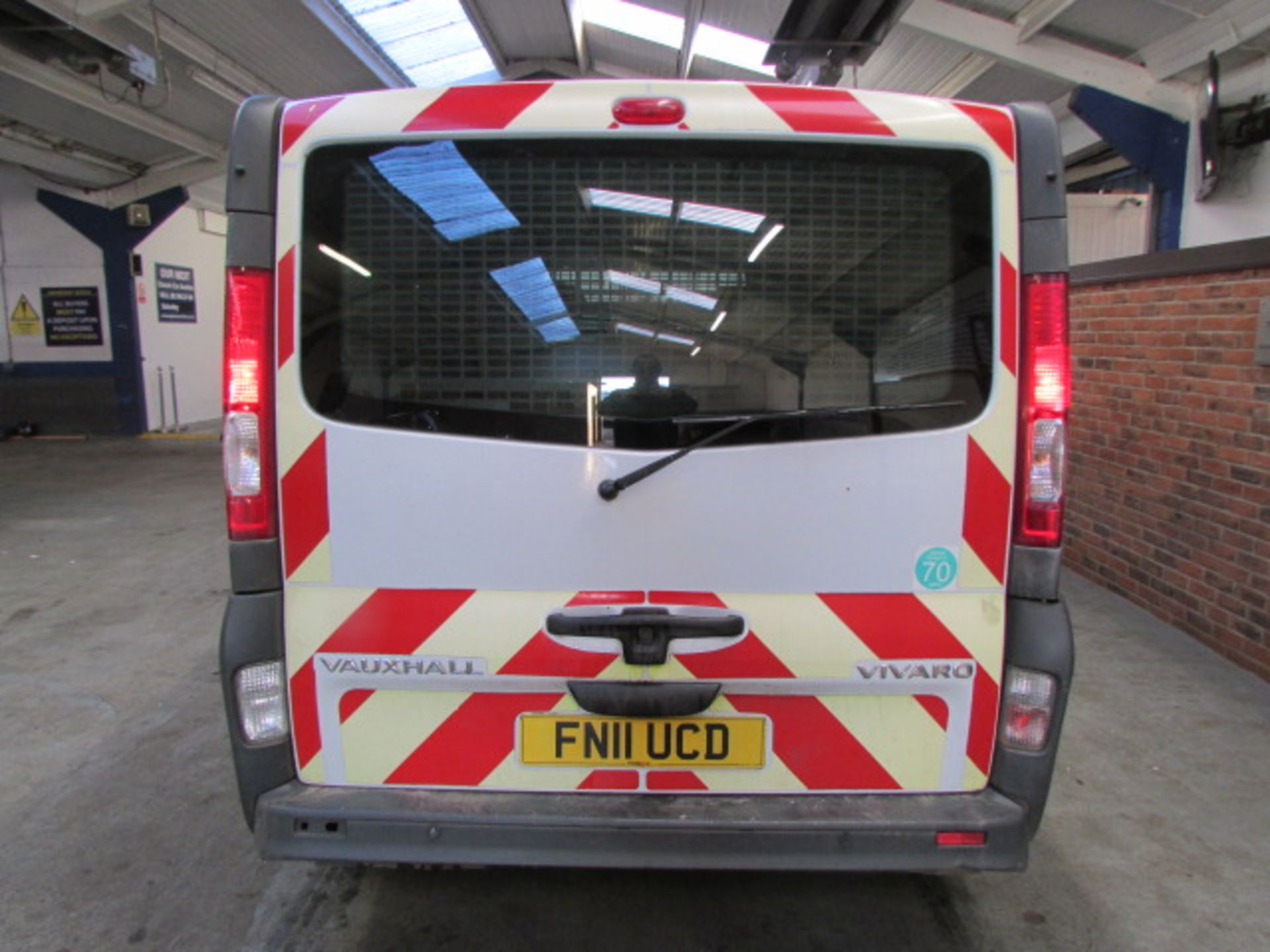 11 11 Vauxhall Vivaro 2900 CDTI LWB - Image 2 of 17