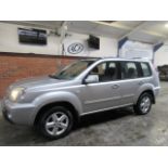 04 04 Nissan X Trail Sport DCI