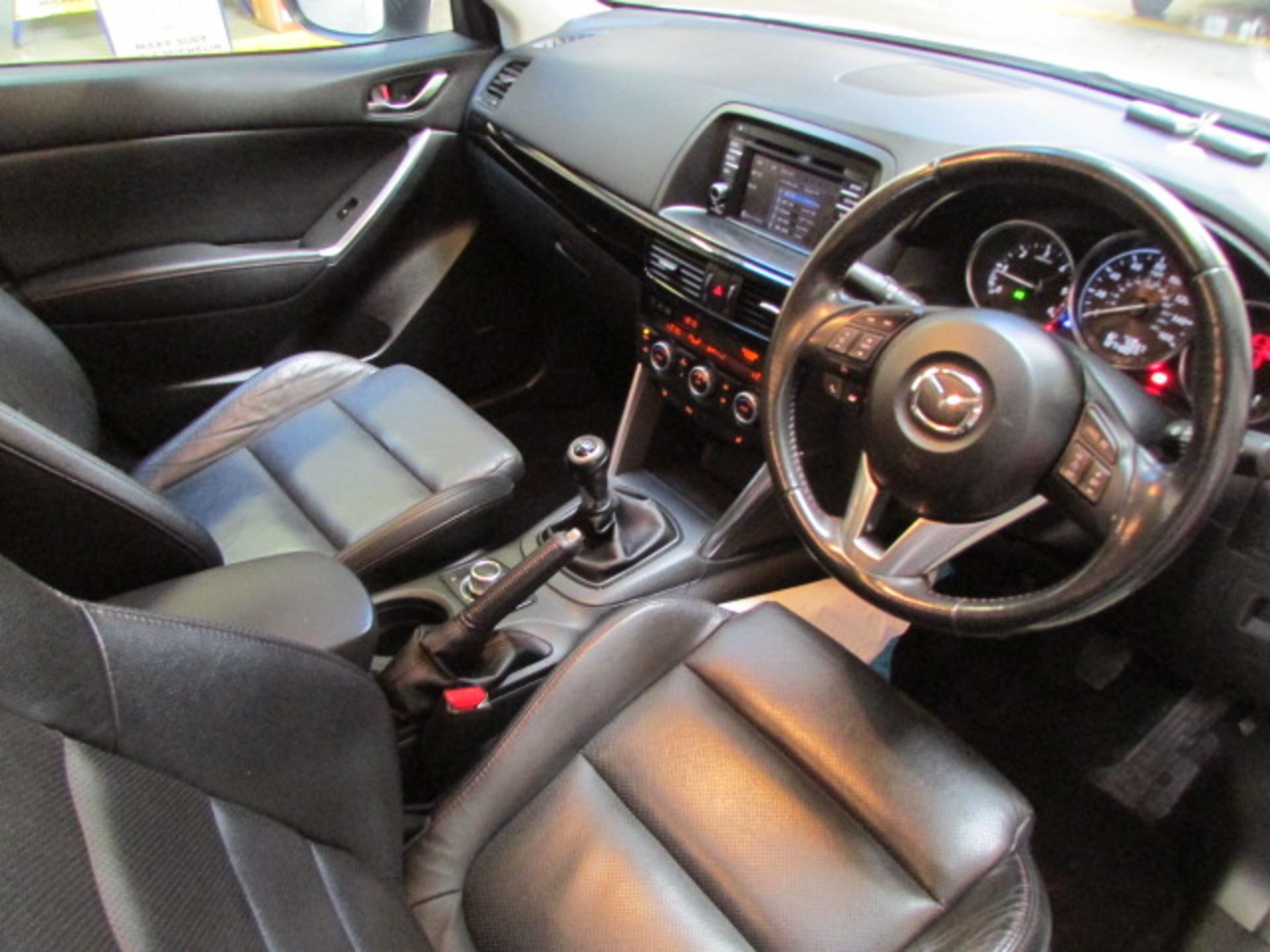 14 64 Mazda CX 5 Sport Nav D - Image 18 of 19