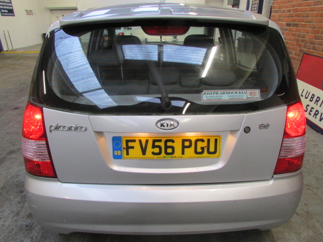 56 06 Kia Picanto LX - Image 2 of 20